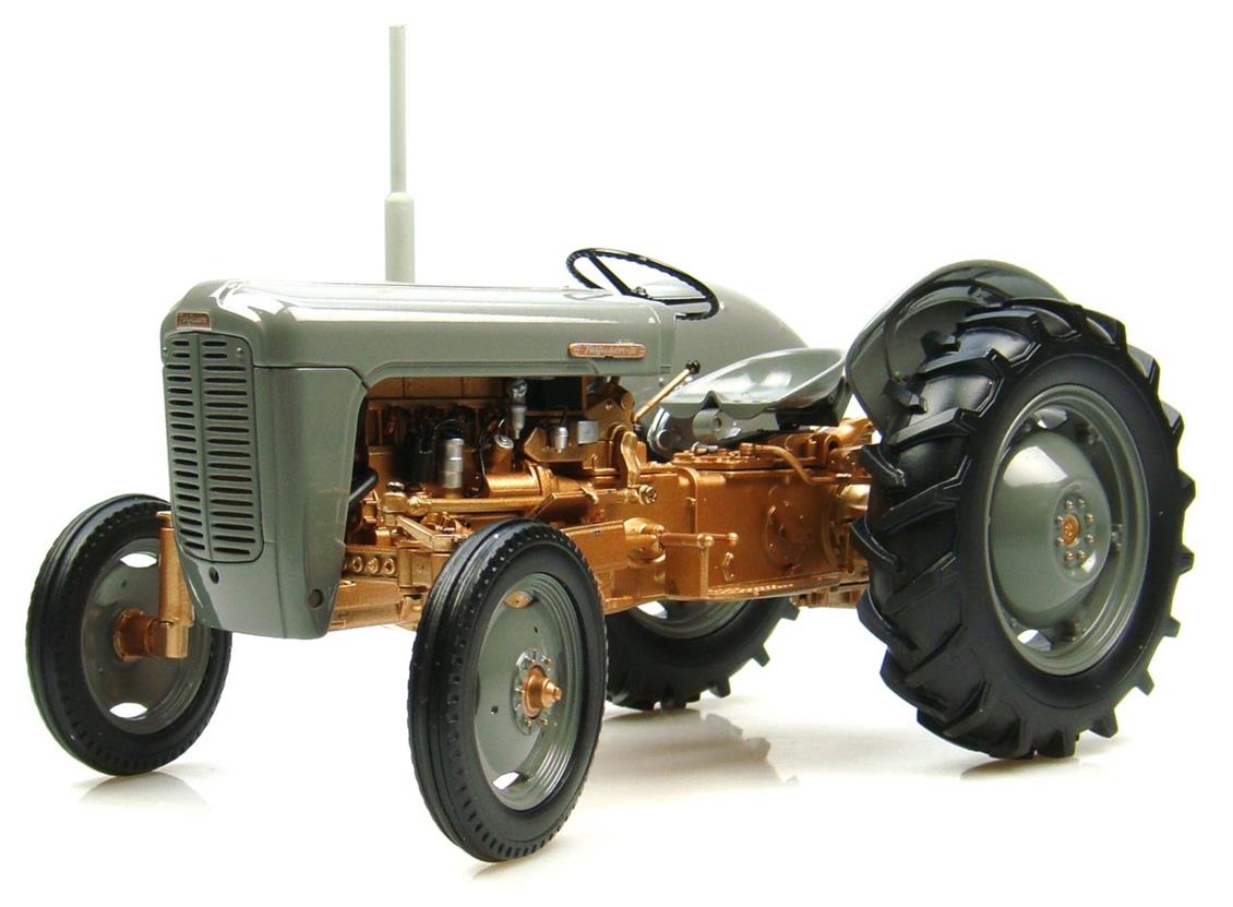 Universal Hobbies UH2986 1/16 Ferguson FE 35 - 1956 Traktör, Sergilemeye Hazır Metal Tarımsal Makina Modeli