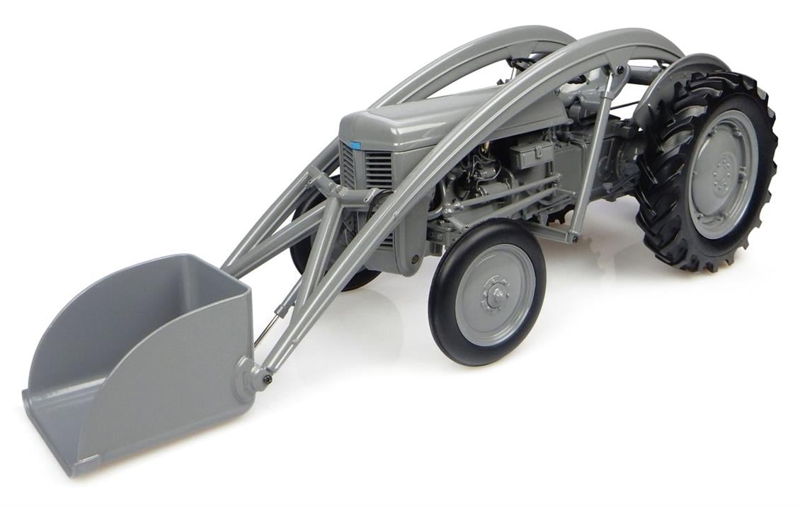 Universal Hobbies UH4171 1/16 Ferguson TEA-20 AVEC FL Traktör, Sergilemeye Hazır Metal Tarımsal Makina Modeli