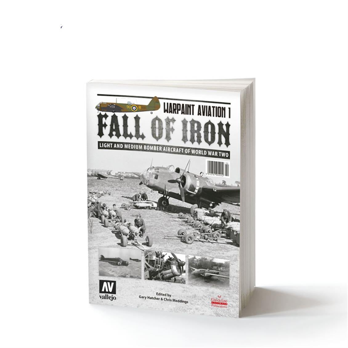 Vallejo 75016 Fall of Iron, 88 Sayfa, İngilizce Modelcilik Kitab