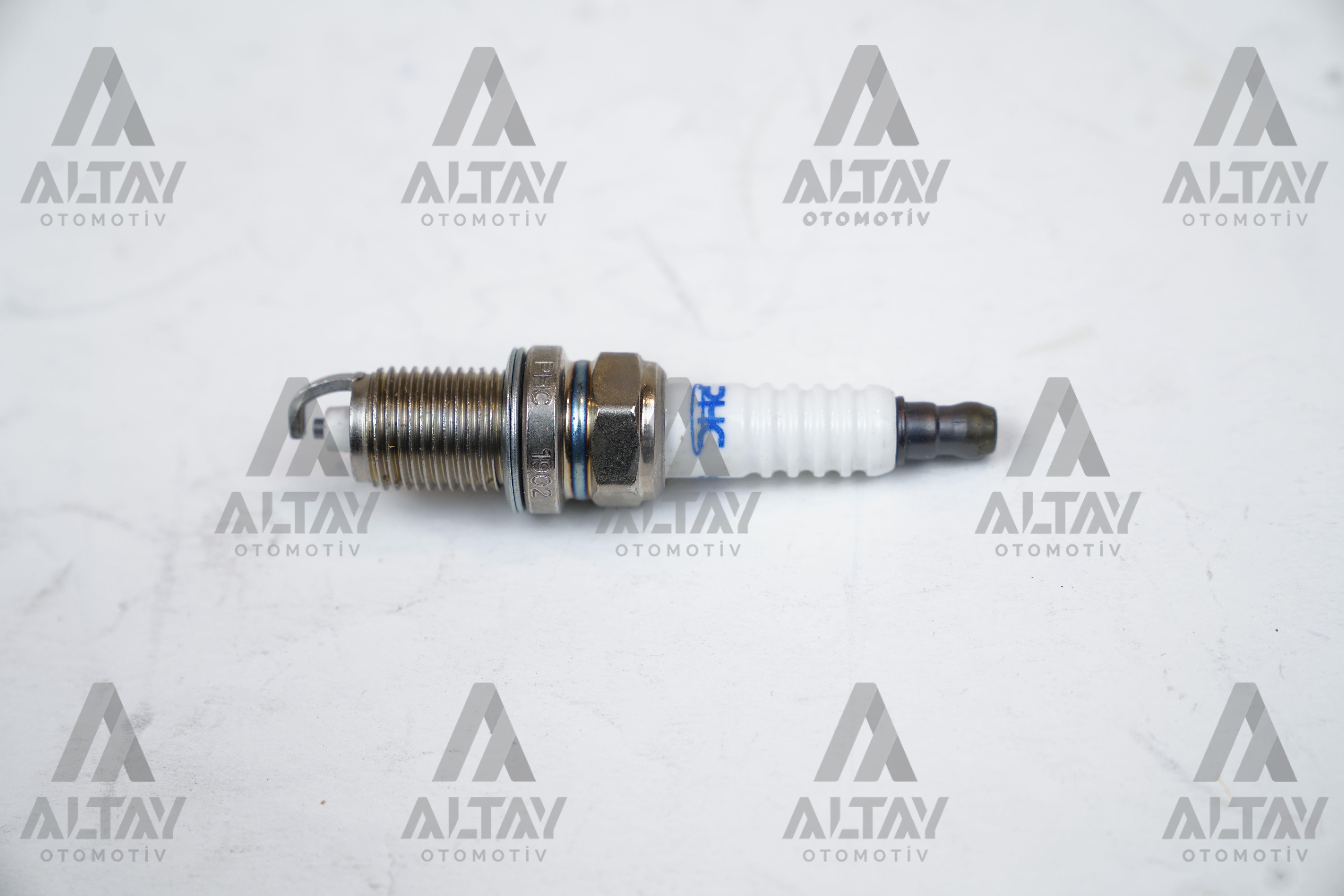 ATEŞLEME BUJİSİ I-20 09-11 1.4 /  I-30 08-11 1.4 1.6 /  CEED 07-11