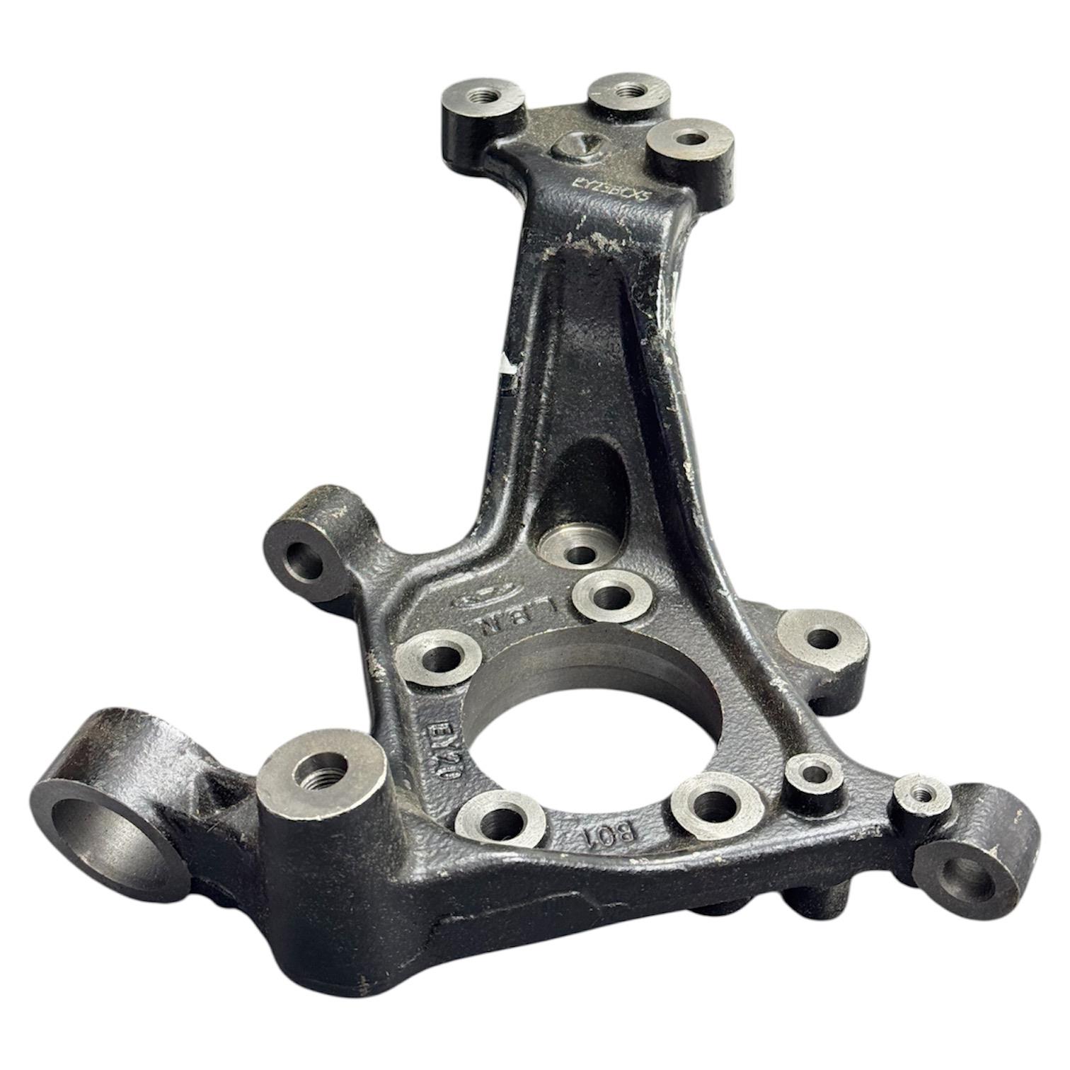 Chery Taşıyıcı Aks Tiggo 7 Pro 22-24/Omoda 5 22-24arka Sağ - 204000684AA