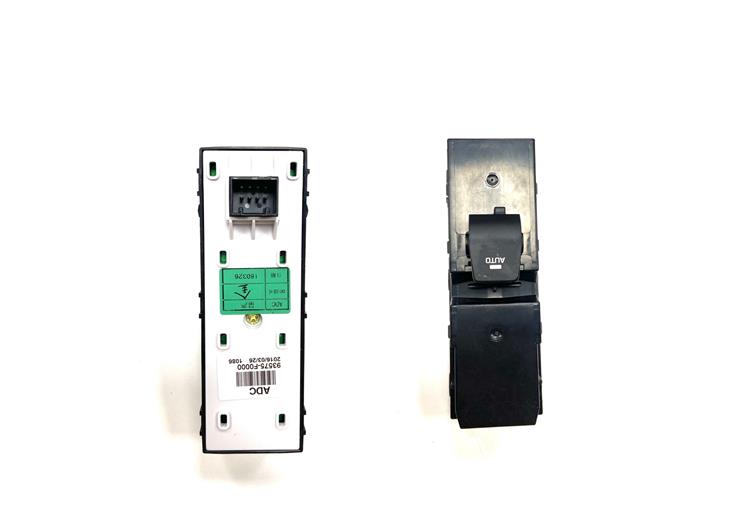 Hyundaı Düğme Cam Açma Elantra 15-20 Ön Sağ/Arka Sol-sağ - 93575-F20104X
