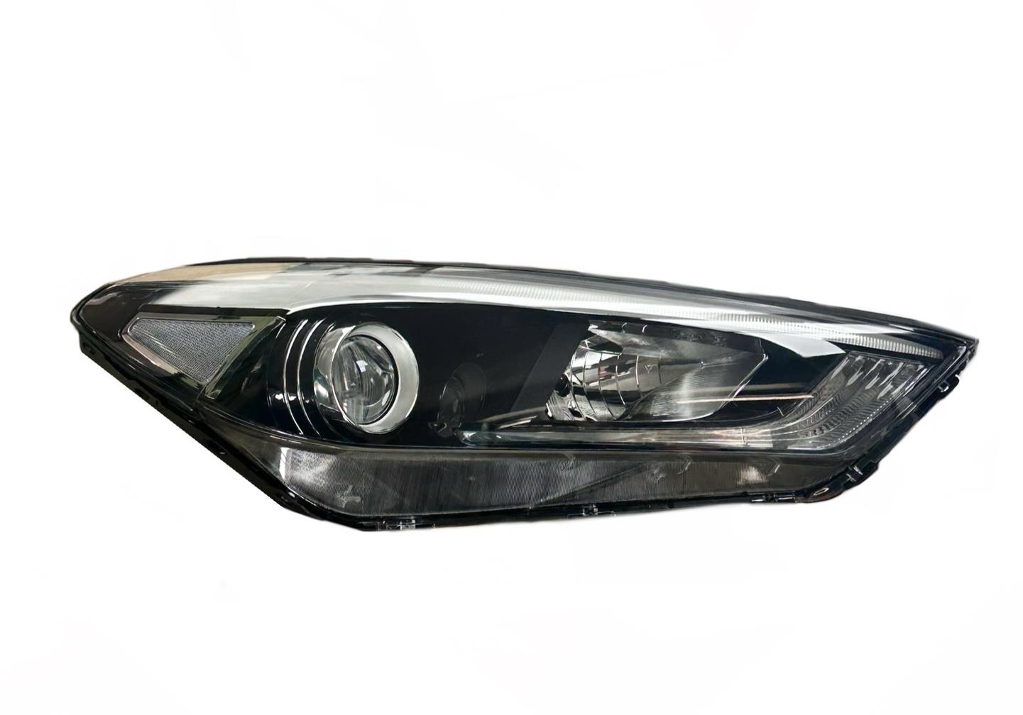 Hyundaı Far Tucson 15-18 Sağ (Ledli) - 92102-D3110