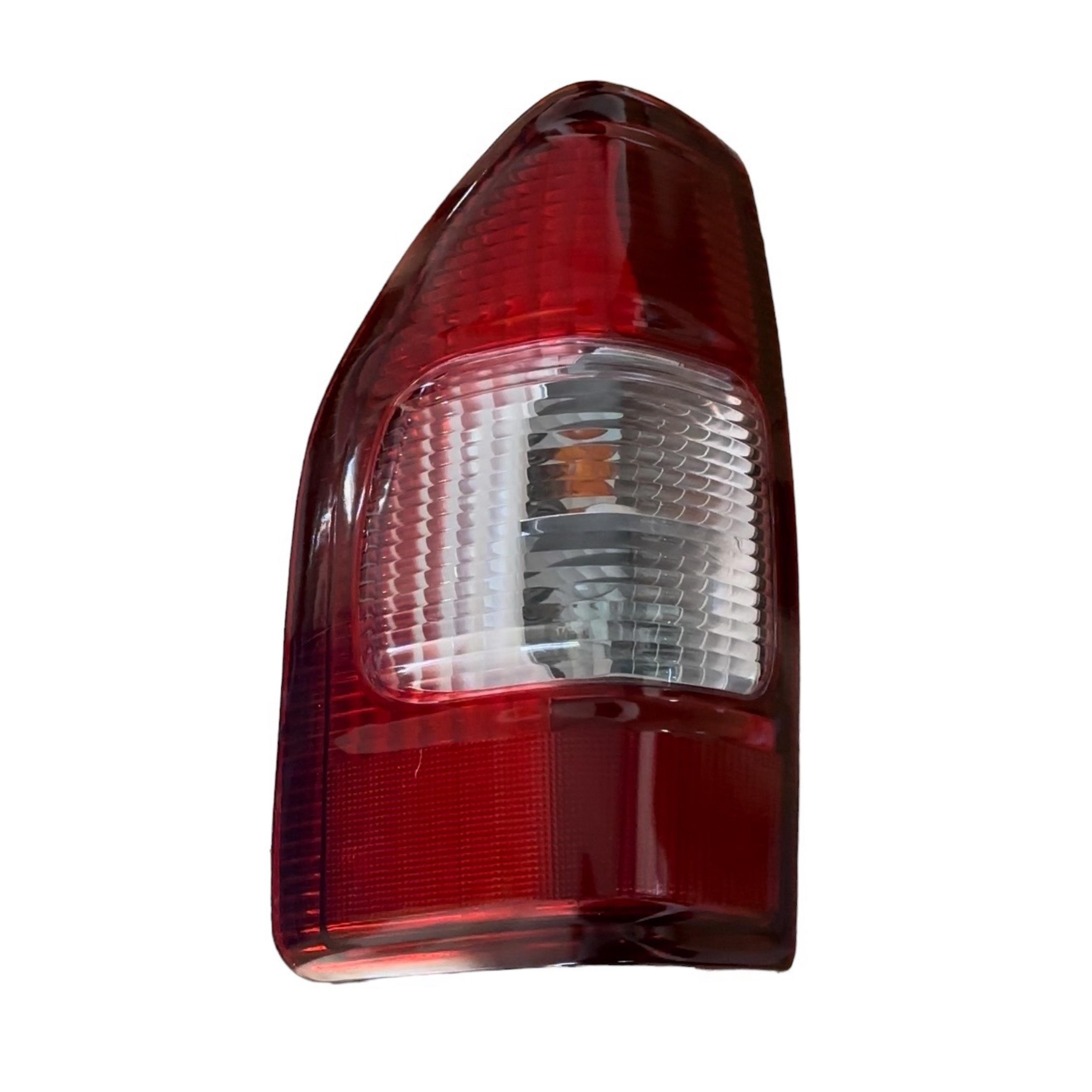 Isuzu Stop D-max 02-05 Sol - 213-1926-LH