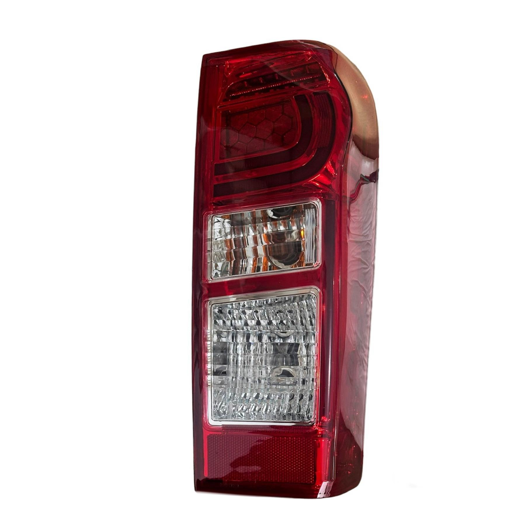 Isuzu Stop D-max 17-19 Sağ (Ledli) - 8982222812