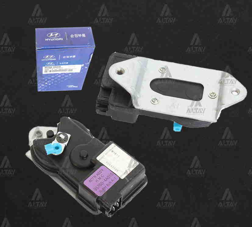 MERKEZİ KİLİT MOTORU STAREX 02-08 ORTA KAPI