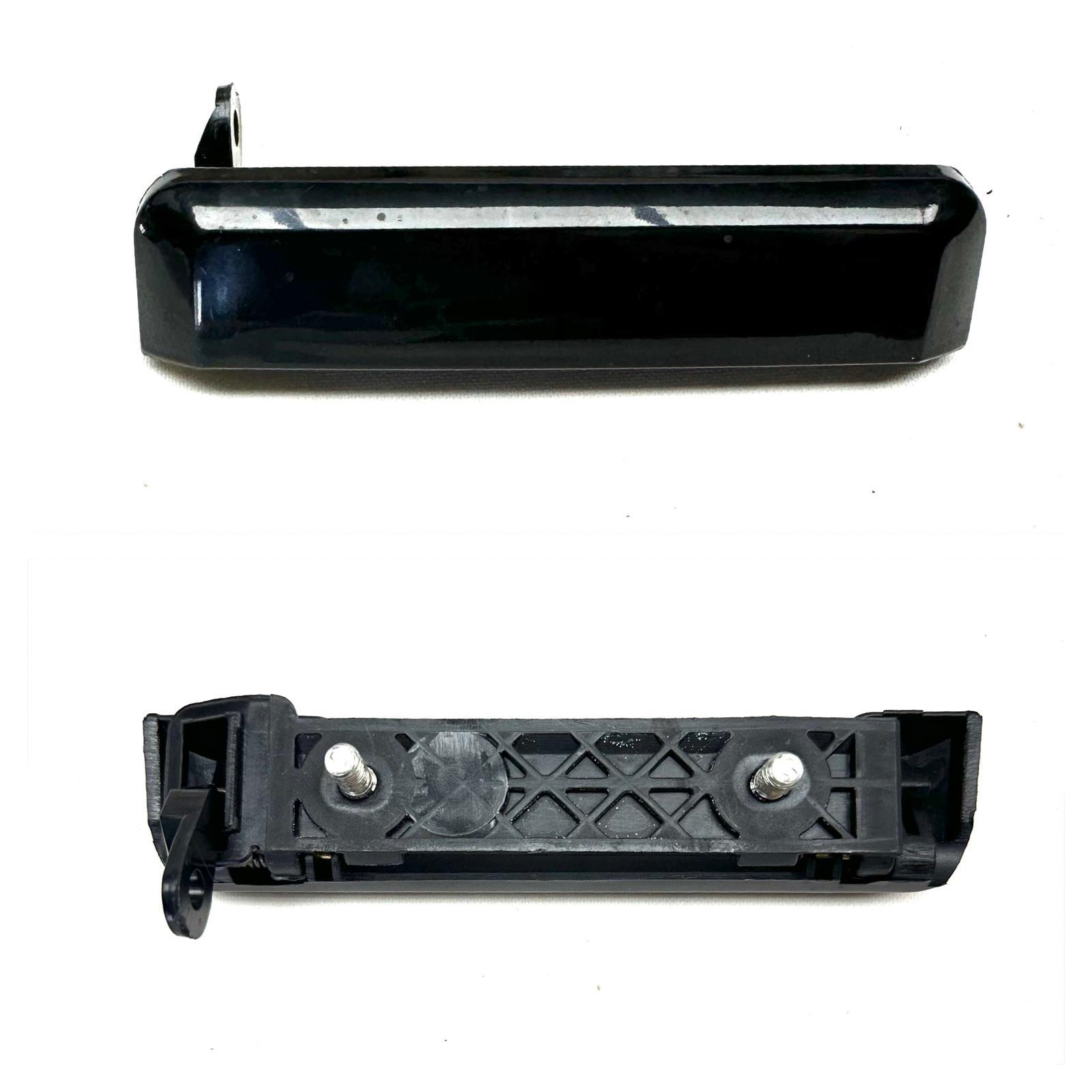 Nıssan Kol Kapı D21 86-97 Ön Sağ - 80607-01A10