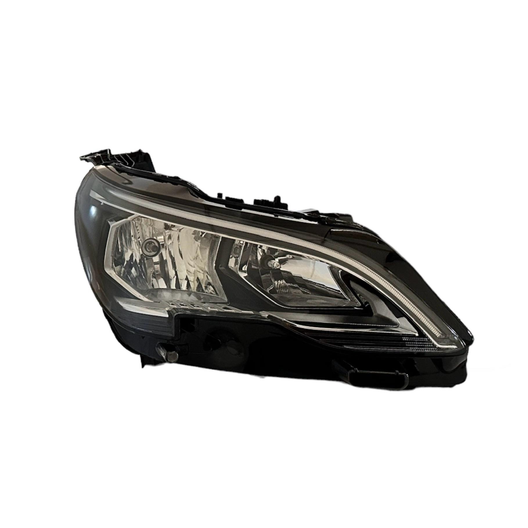 Peugeot Far 3008 19-23 Sağ (Motorlu) - 1675812580