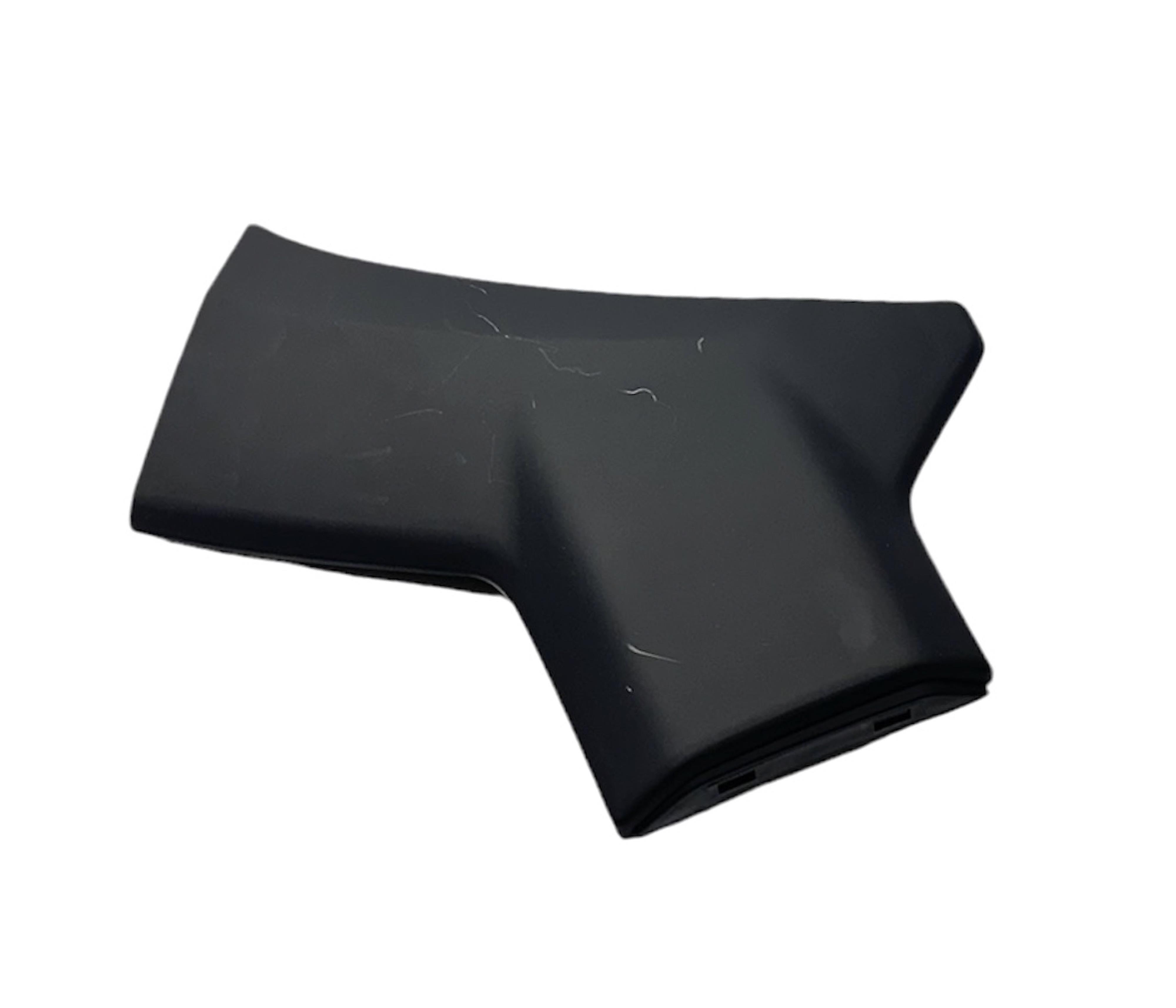 Toyota Bodik Çamurluk Hılux Rocco 21-23 Ön Sol (Tampon Ağzı) - UNİ-BDK-520