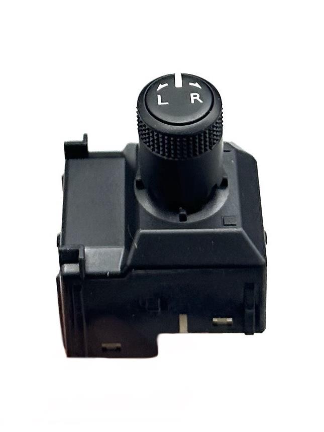 Toyota Düğme Ayarlayıcı Ayna Hılux Revo 15-21 (Katlanmaztip) - 84872-0K020