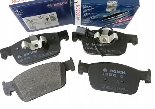 Bosch Fren BalatalarıBosch{atiker}Bosch Fren Balataları0986424433 Balata Fren On (AUDİ : A4 15-19) (WA791918)