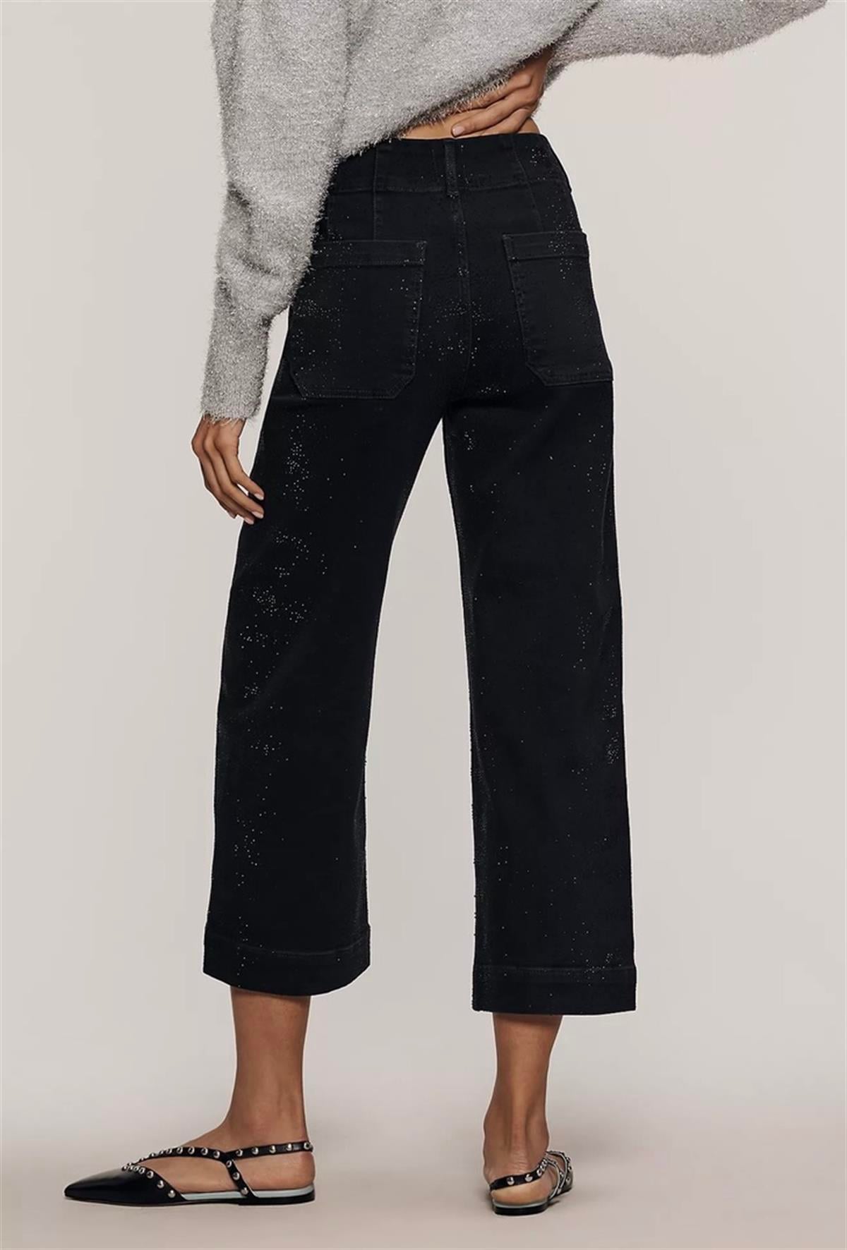 Siyah Taş Detaylı Bilek Boy Paça Jean