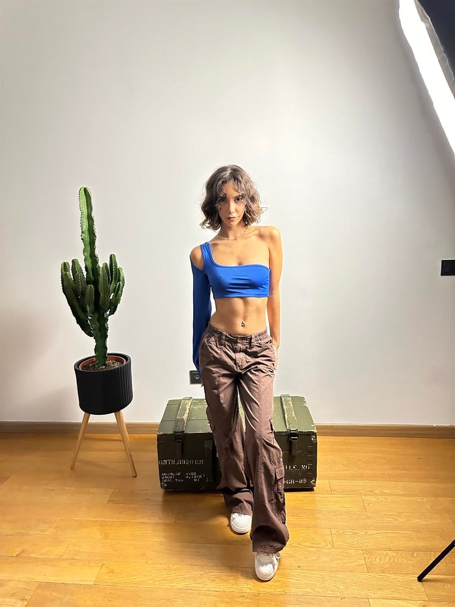 Cep Detaylı Düşük Bel Paraşüt Pantolon