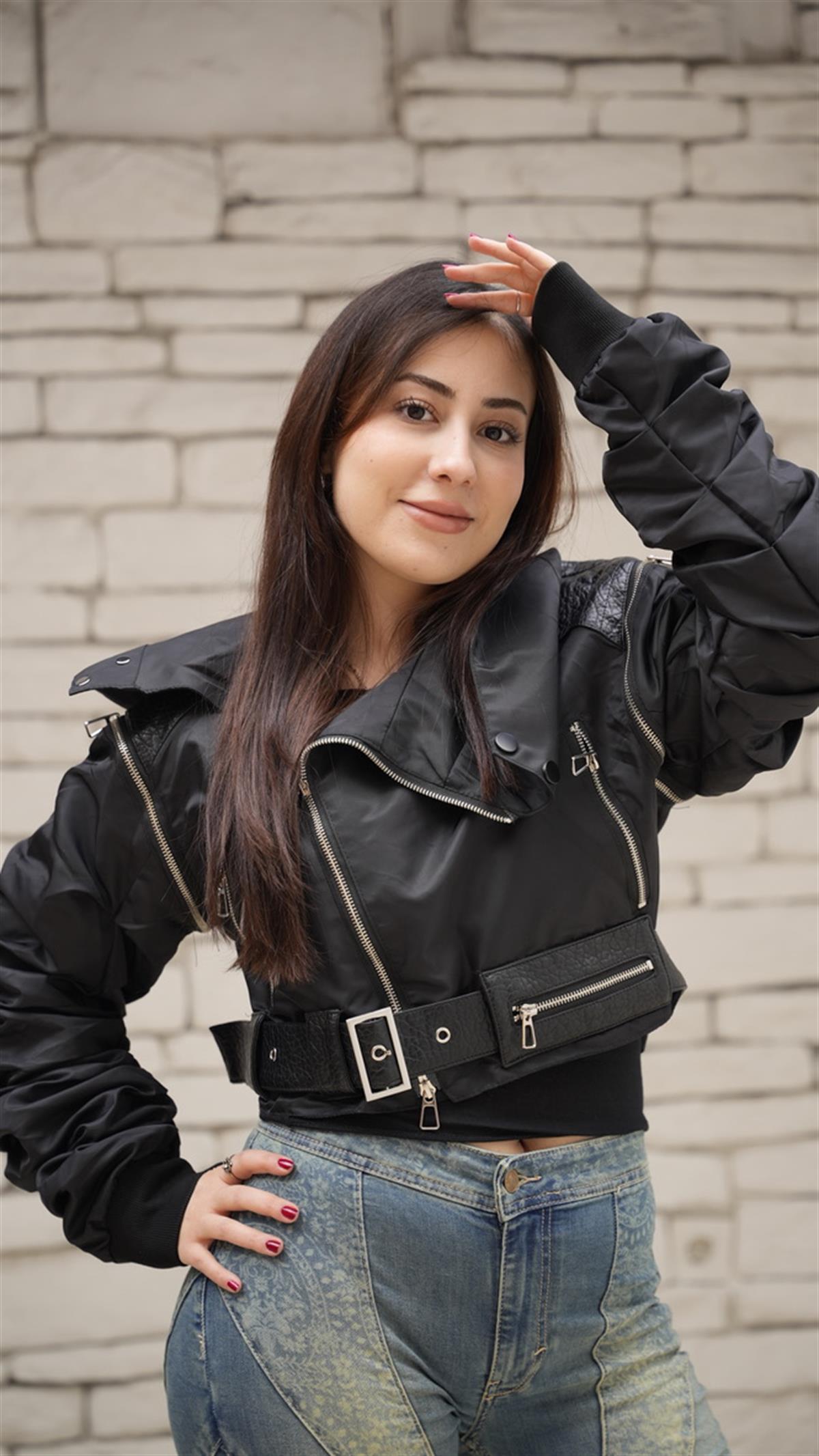 Çoklu Fermuar ve Deri Detaylı Bomber Crop Ceket
