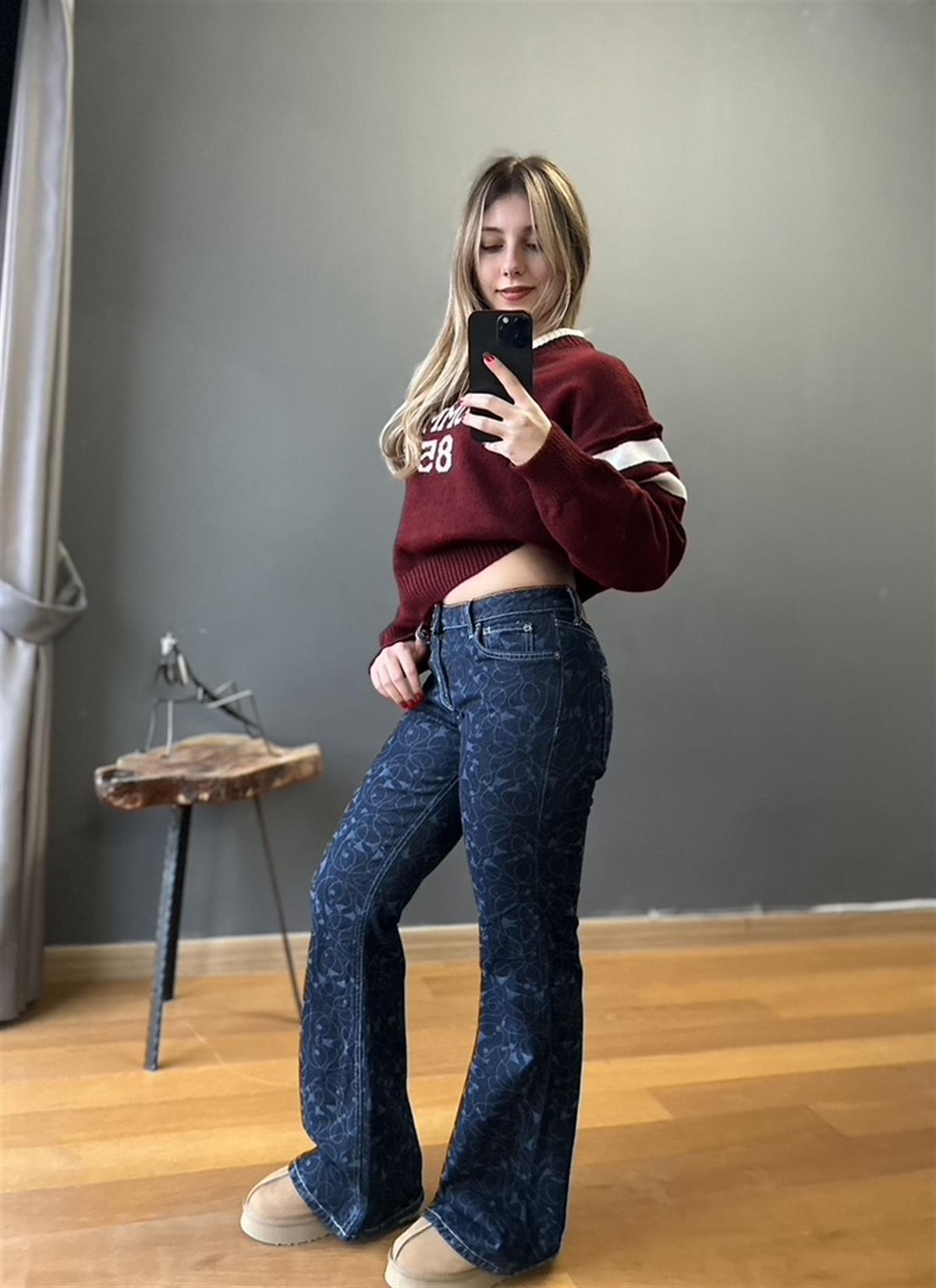 Lacivert Renk Desenli Low Waisted Flare Jean