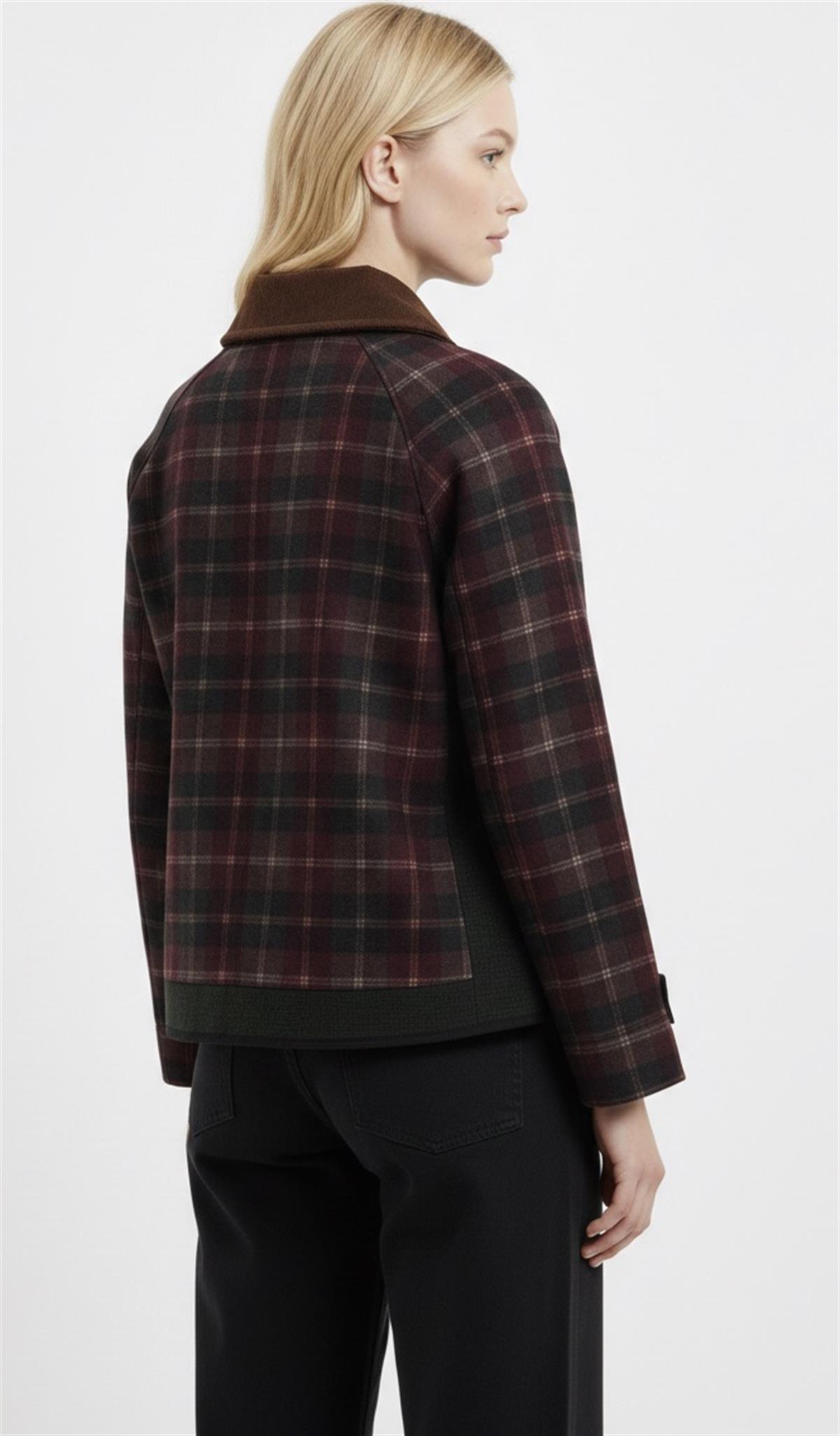 Ekose Desenli Cep Detaylı Düğmeli Outdoor Ceket