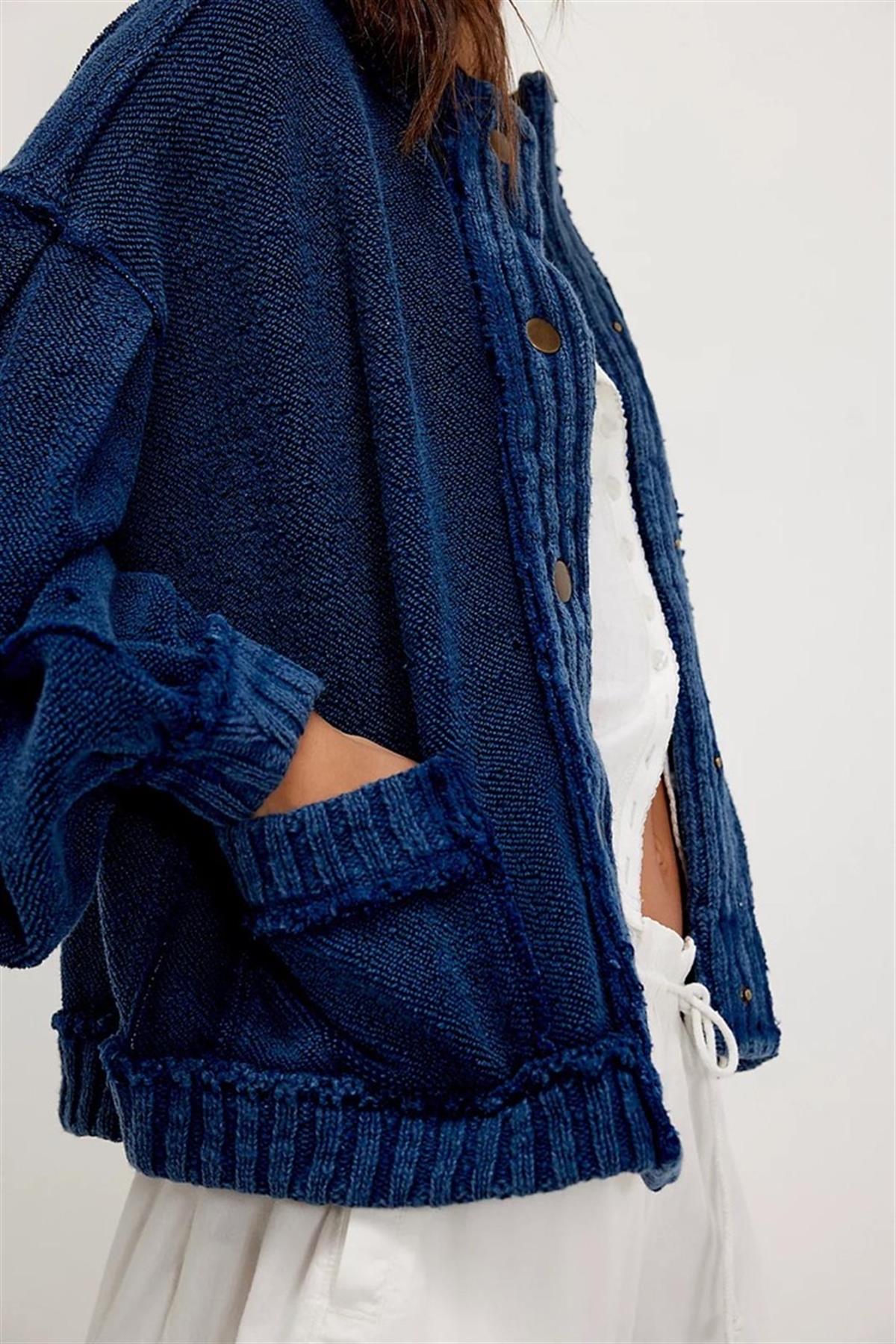 Eskitme Detaylı Vintage Örme Lacivert Hırka 