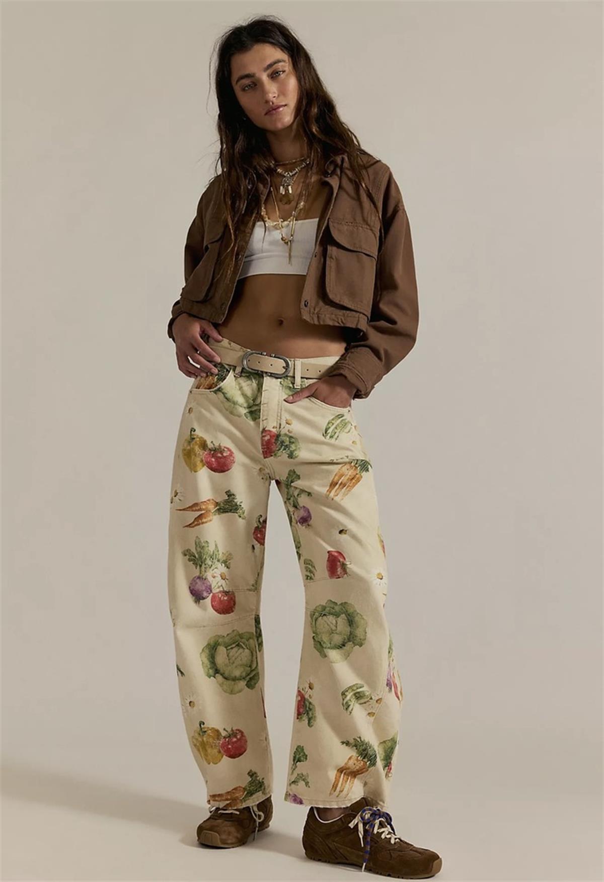 Bej Vegetable Baskılı Barrel Jean 