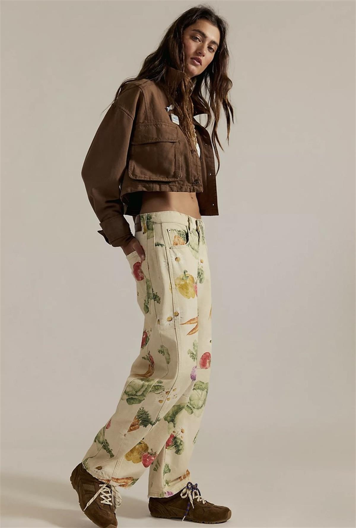 Bej Vegetable Baskılı Barrel Jean 