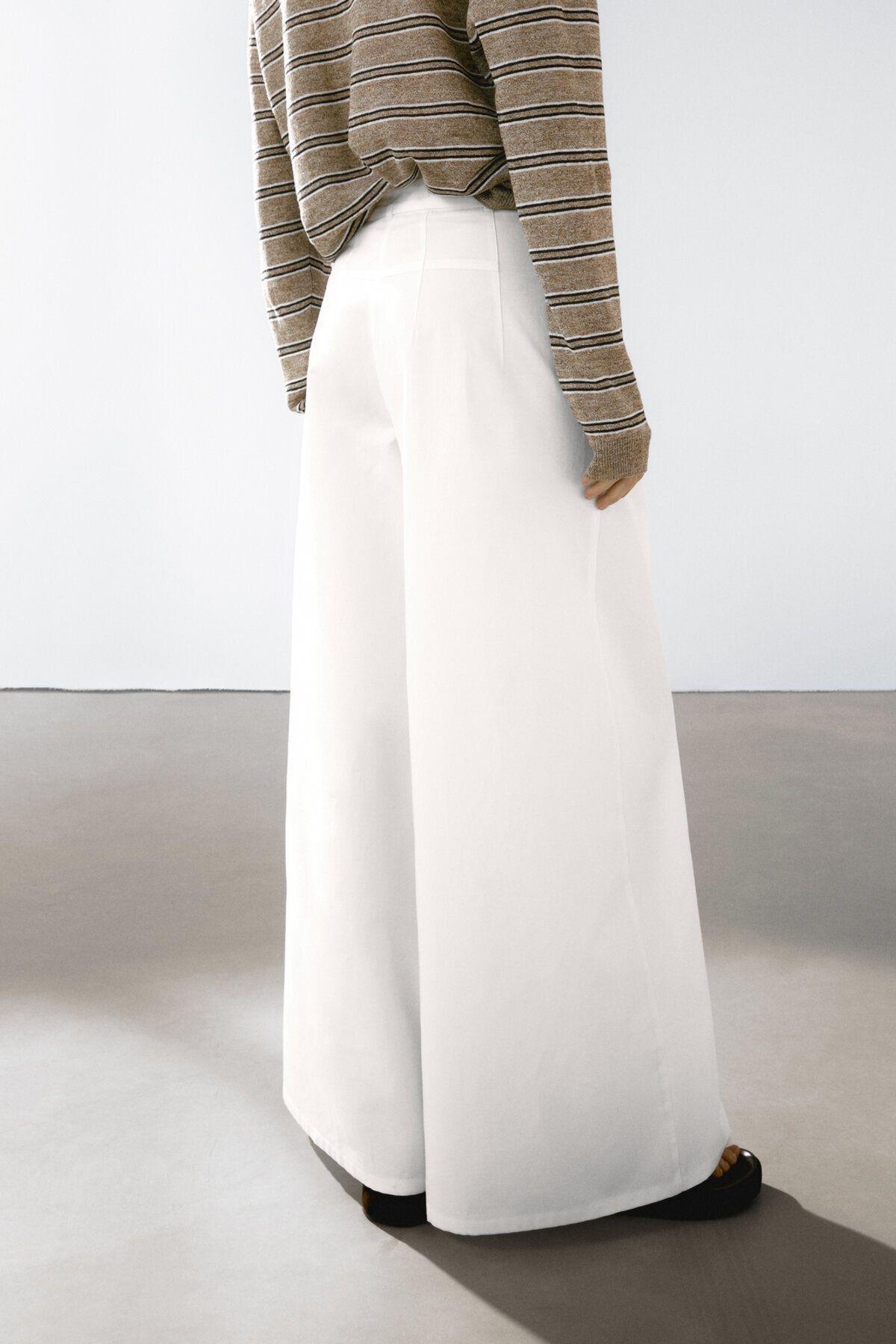 Geniş Paça Beyaz Pantolon 