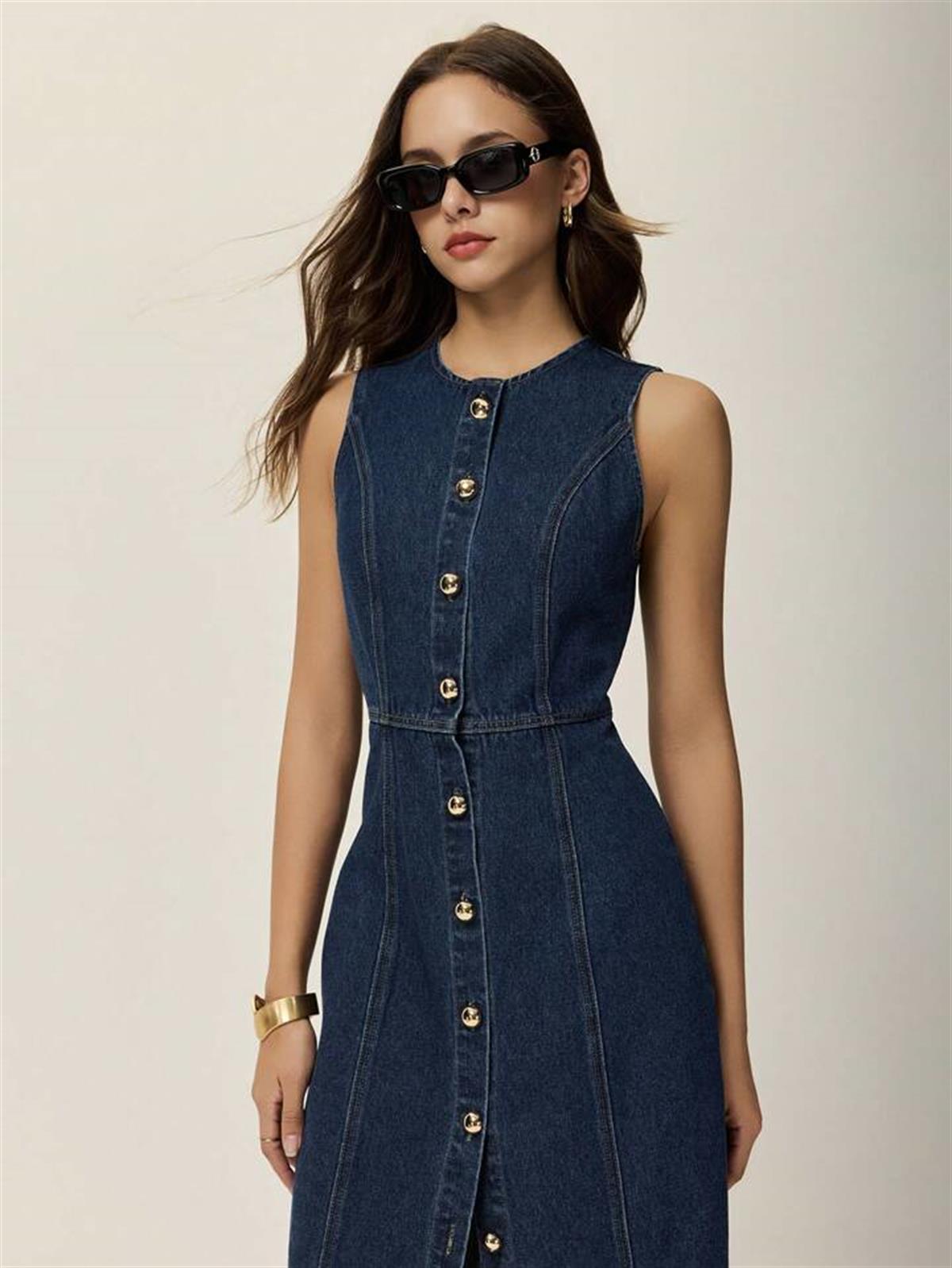 Gold Düğme Detaylı Koyu Mavi Denim Elbise