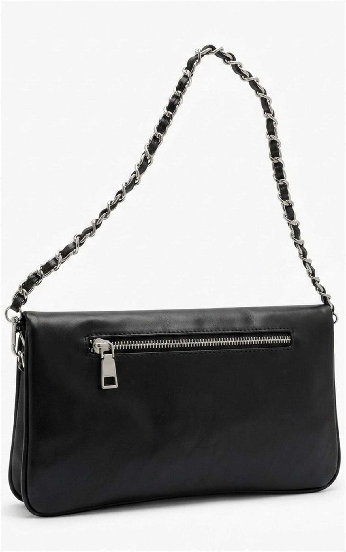 Gümüş Logo Detaylı Siyah Clutch Çanta