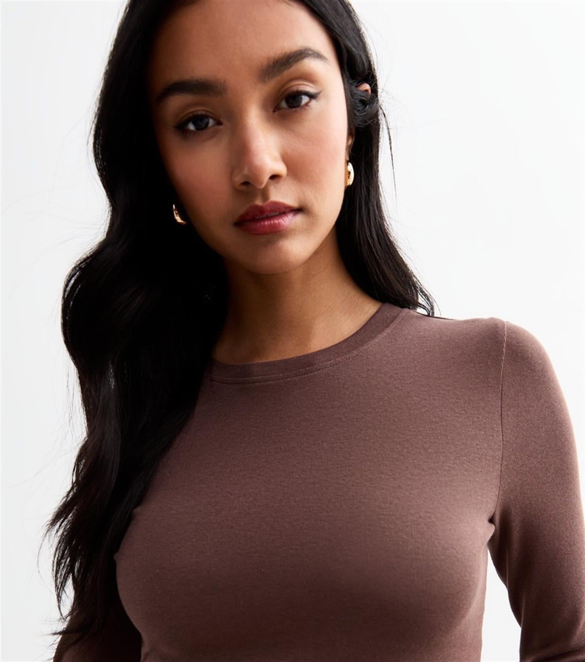 Kahverengi Yumuşak Dokulu Crop Bluz