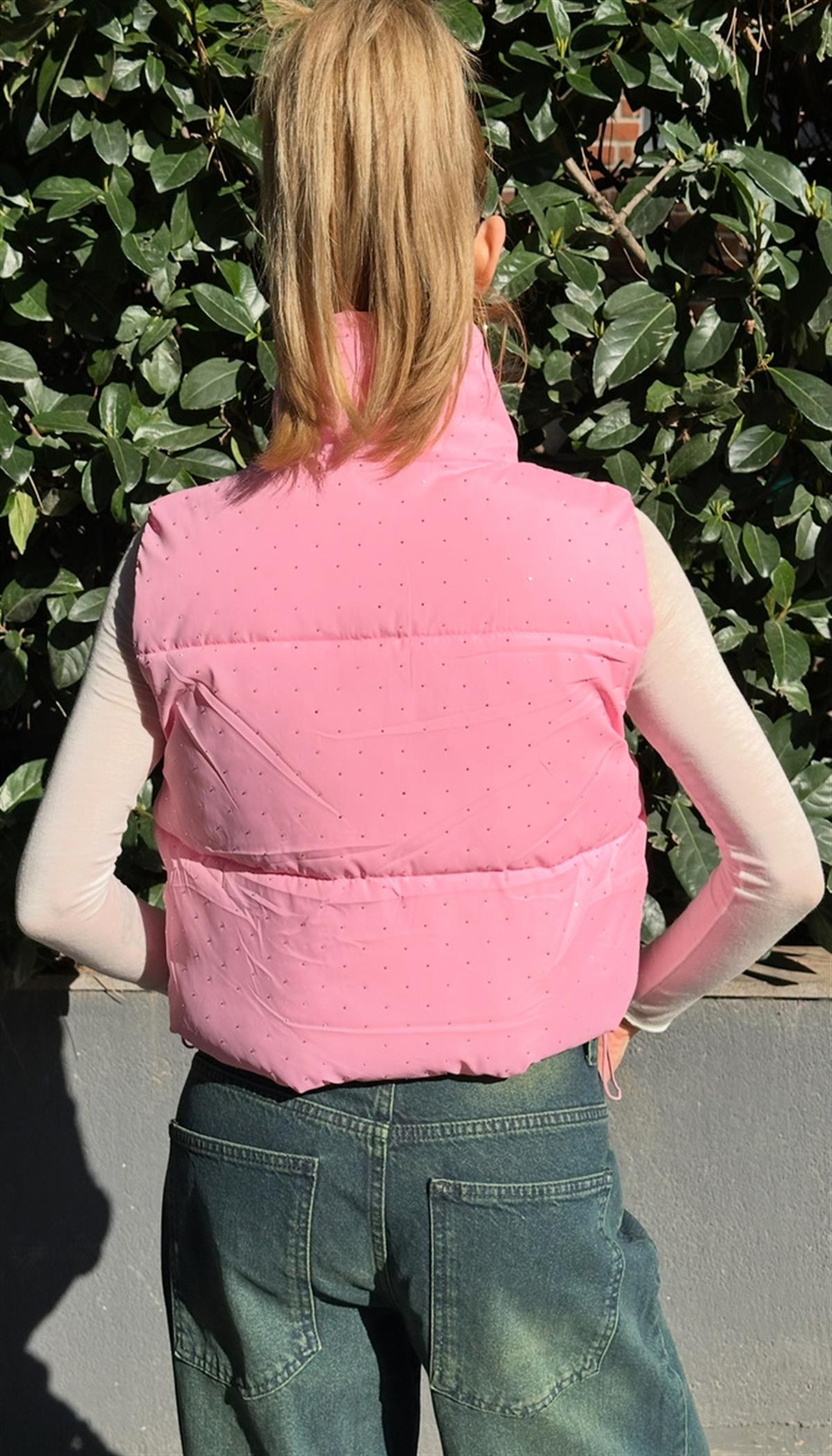 İthal Taş Detaylı Pembe Crop Şişme Yelek