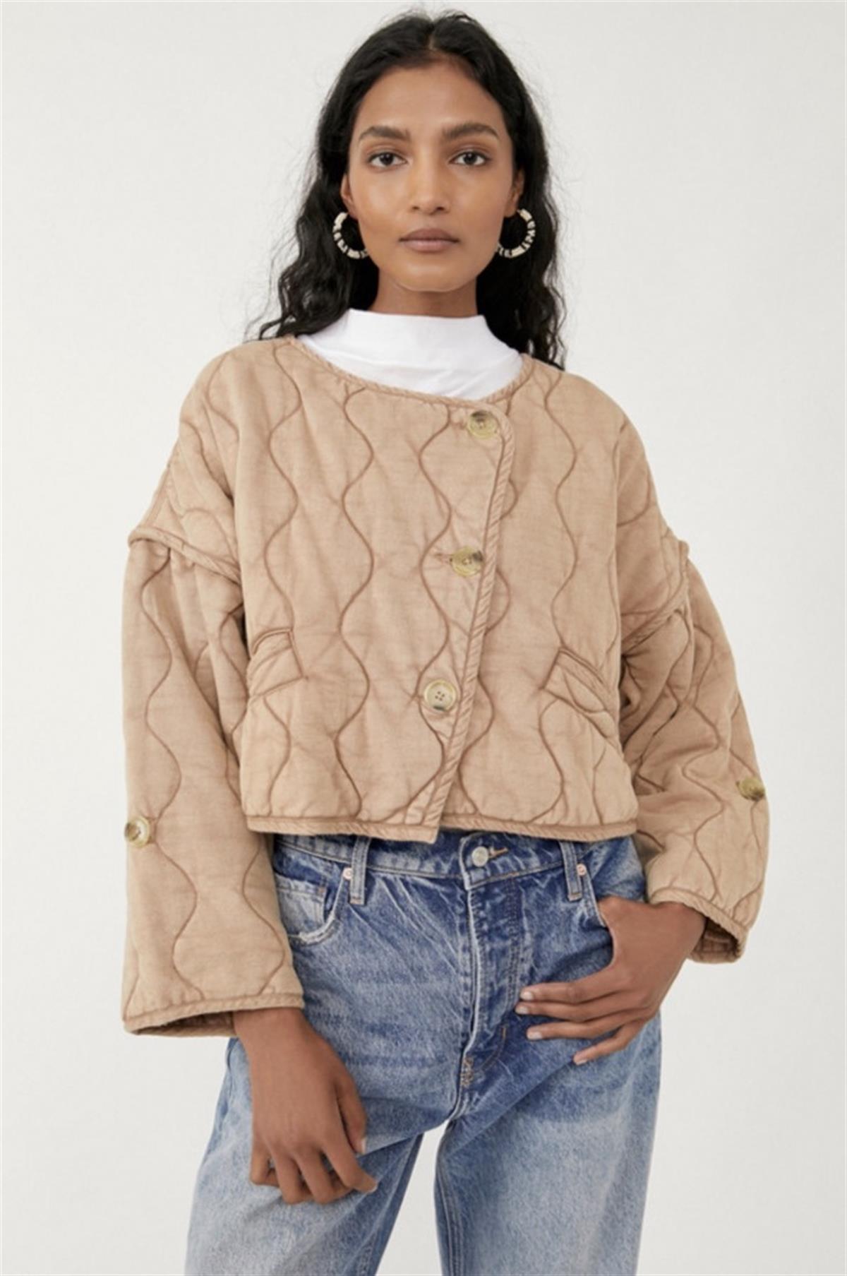 Kapitone Dokulu Organik Kumaş Bej Ceket