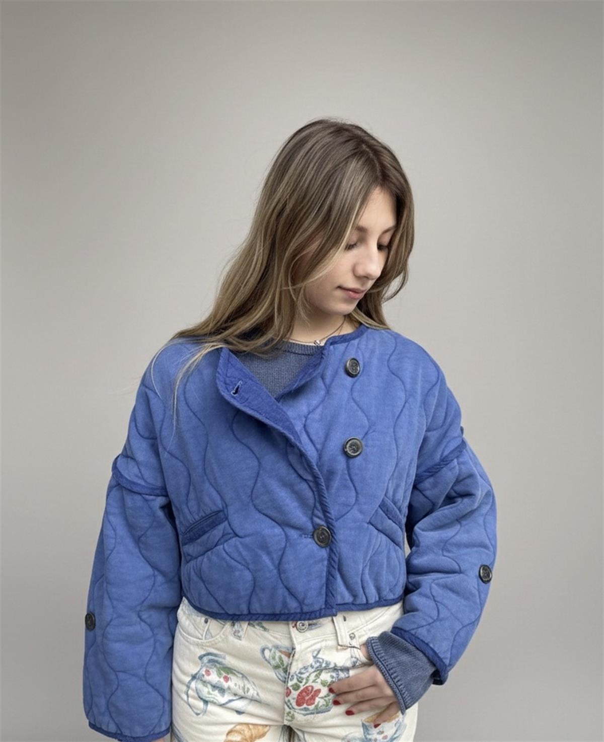 Kapitone Dokulu Organik Kumaş Mavi Ceket