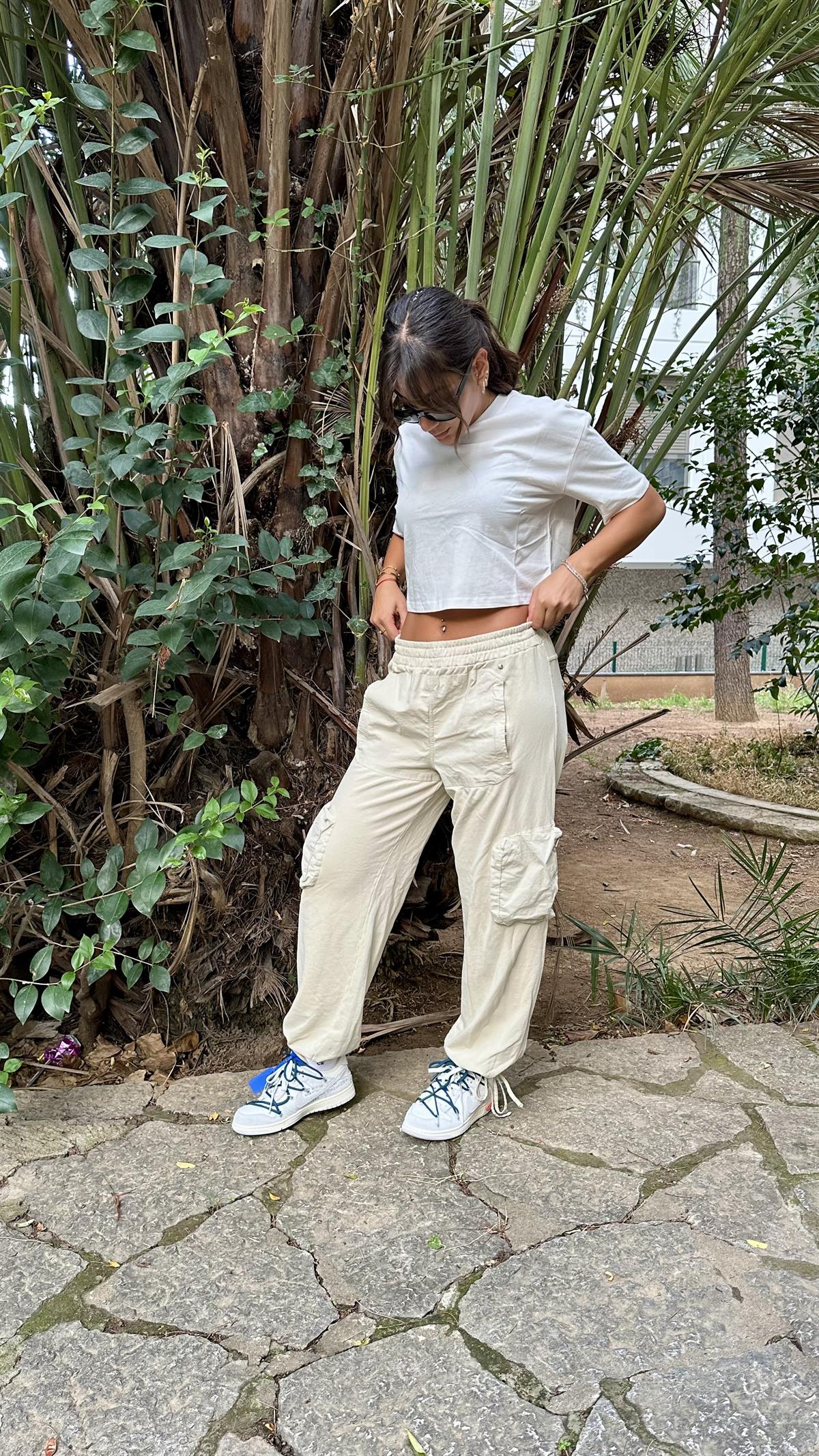 Kargo Çepli Paça Ayarlanabilir Krem Rengi İki İplik Şardonsuz Eşofman Altı