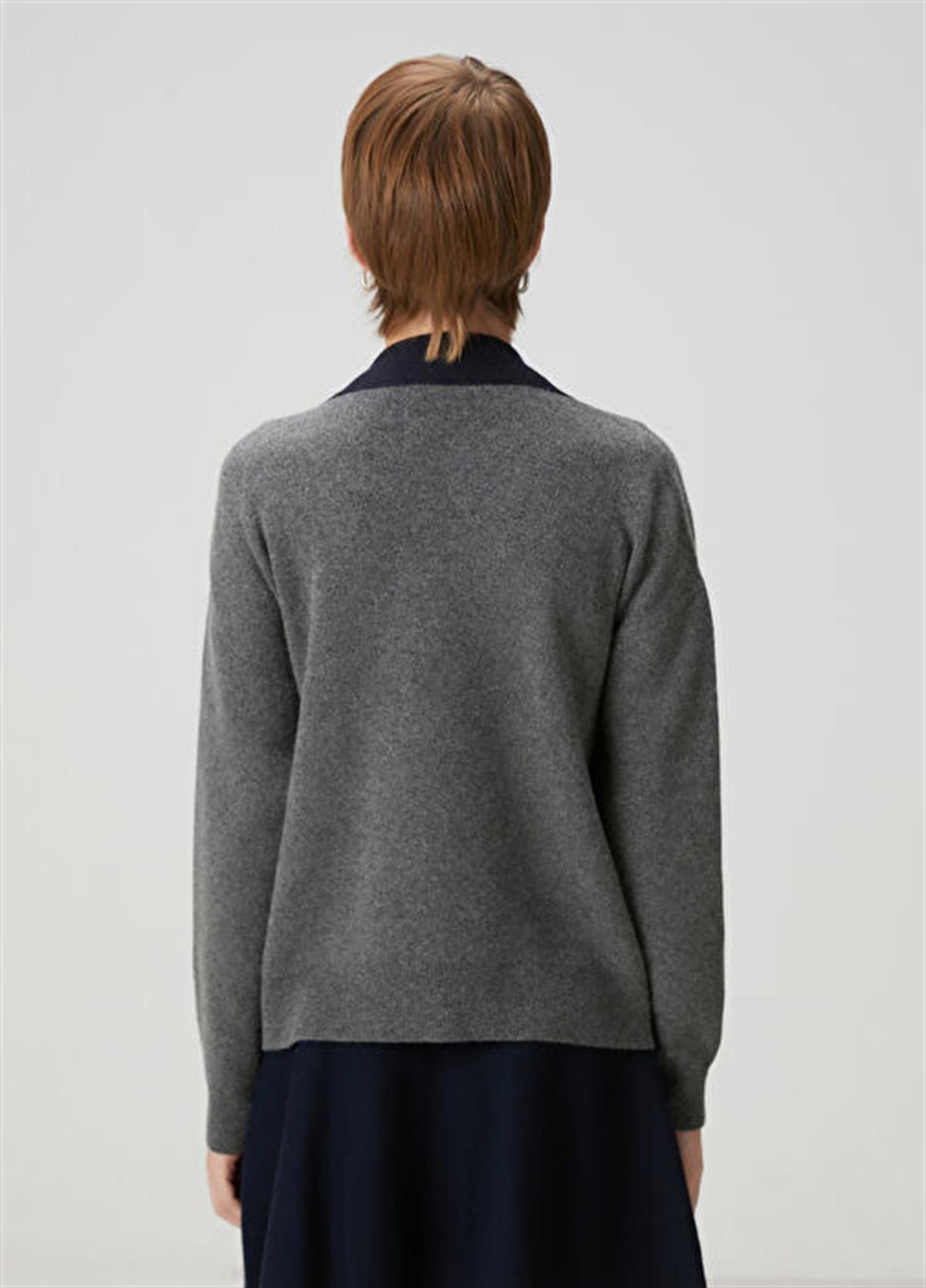  Nakış ve Taş İşleme Detaylı Düğmeli Hırka