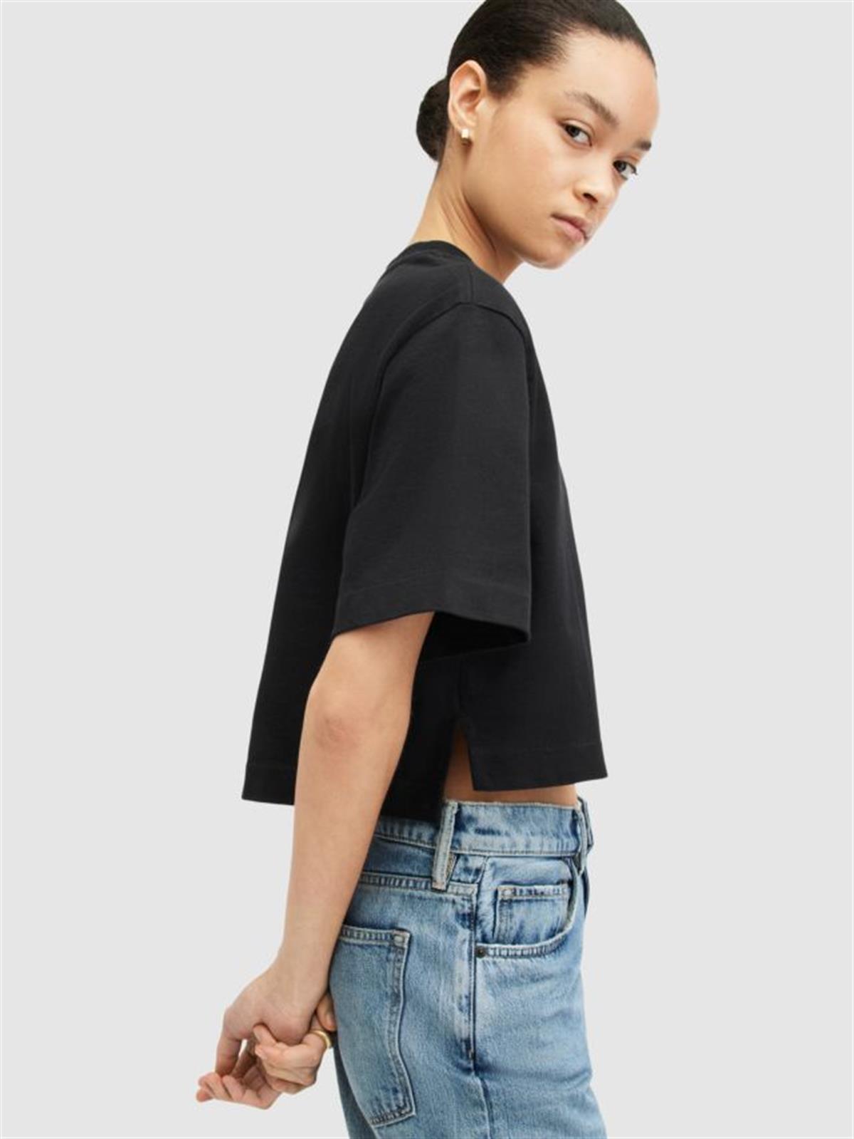 Oversize Arkası Yazı Detaylı Siyah Tshırt