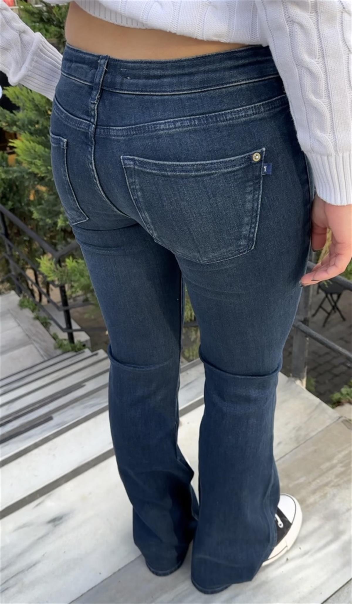 Lacivert Low Waisted Flare Jean 