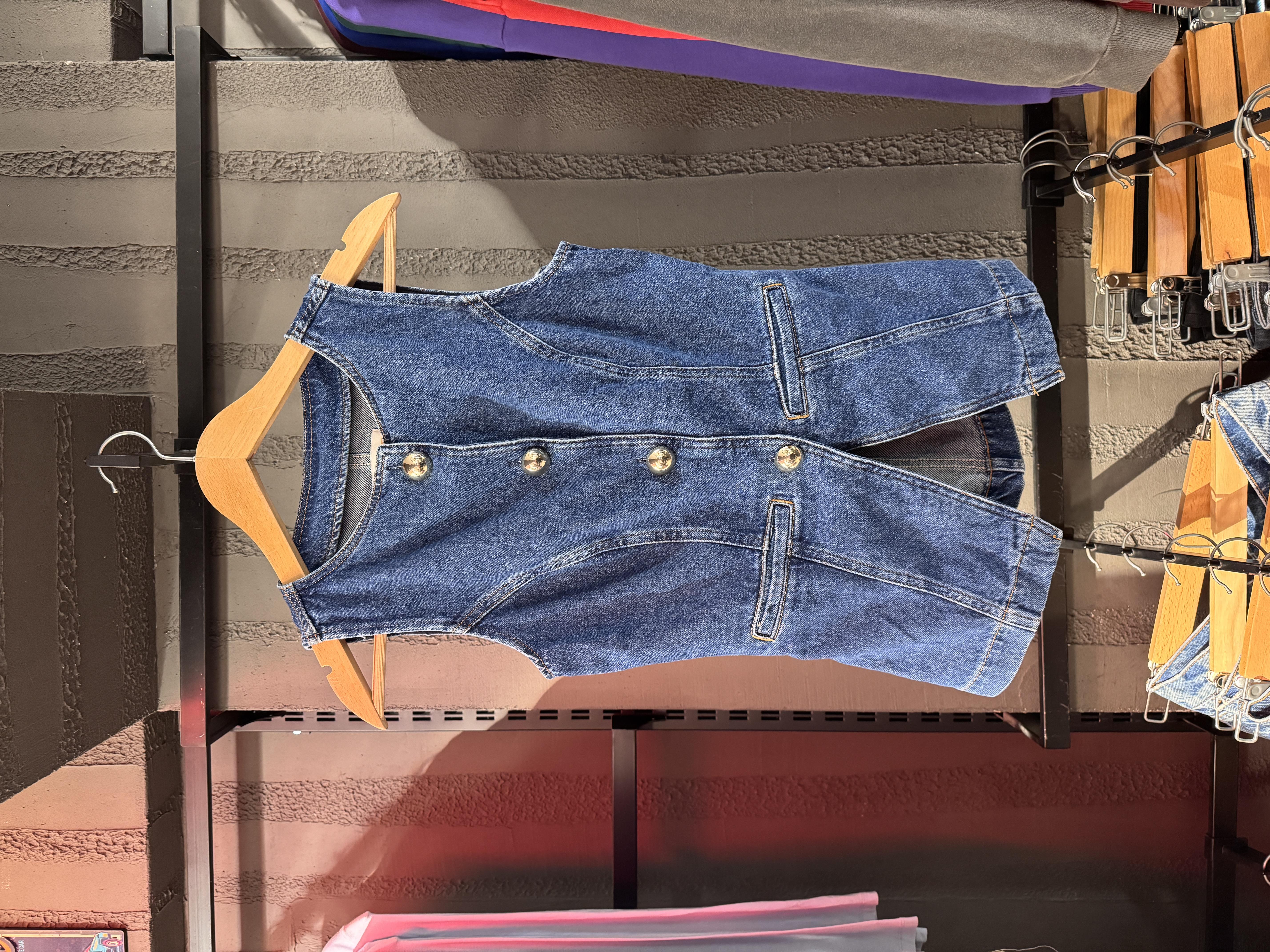 Düğme Detaylı Mavi Kot Bluz