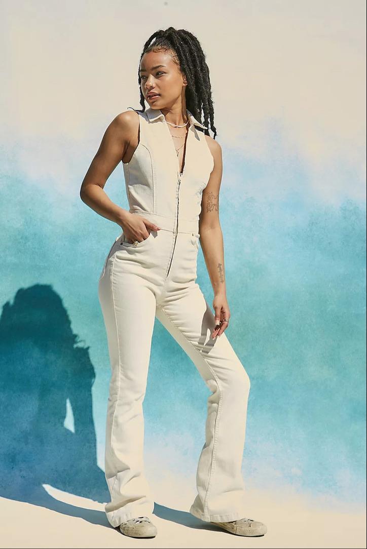 Kadife ve Fitili Kırık Beyaz Tulum