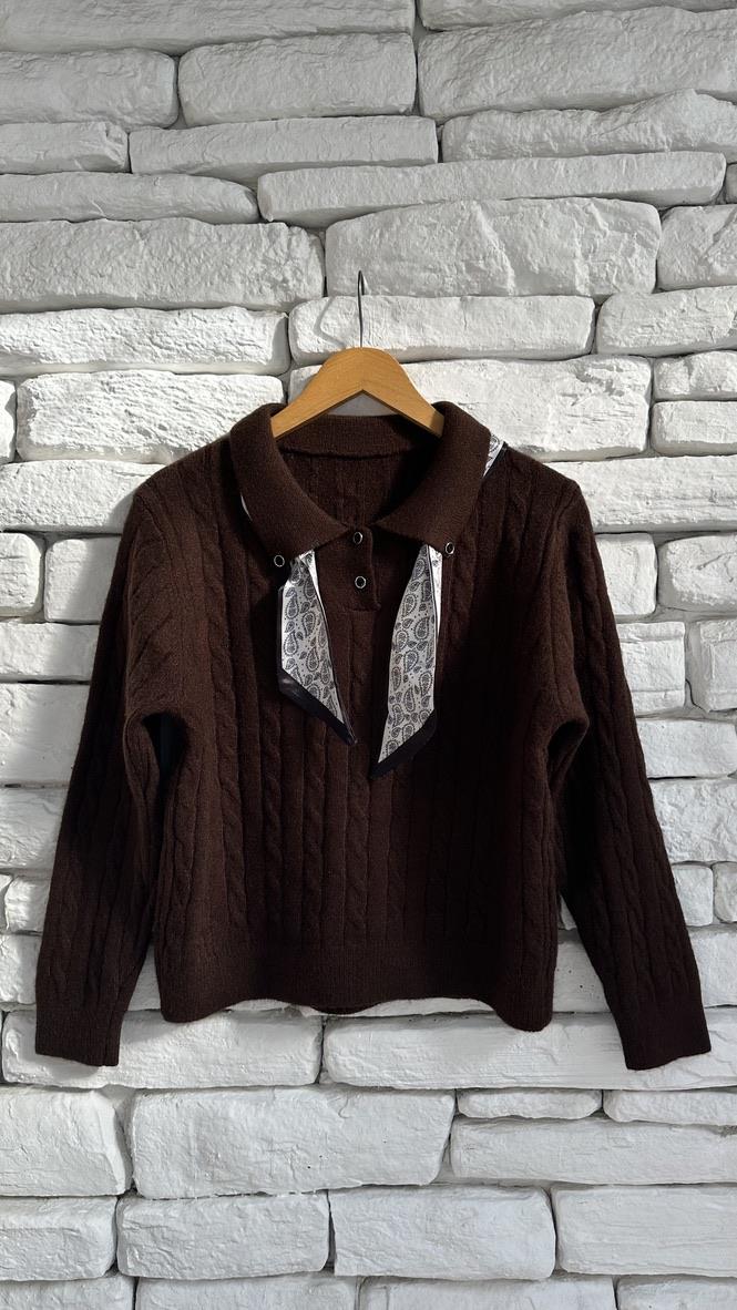 Polo Yaka Fular Detaylı Düğmeli Örme Acı Kahve Triko 