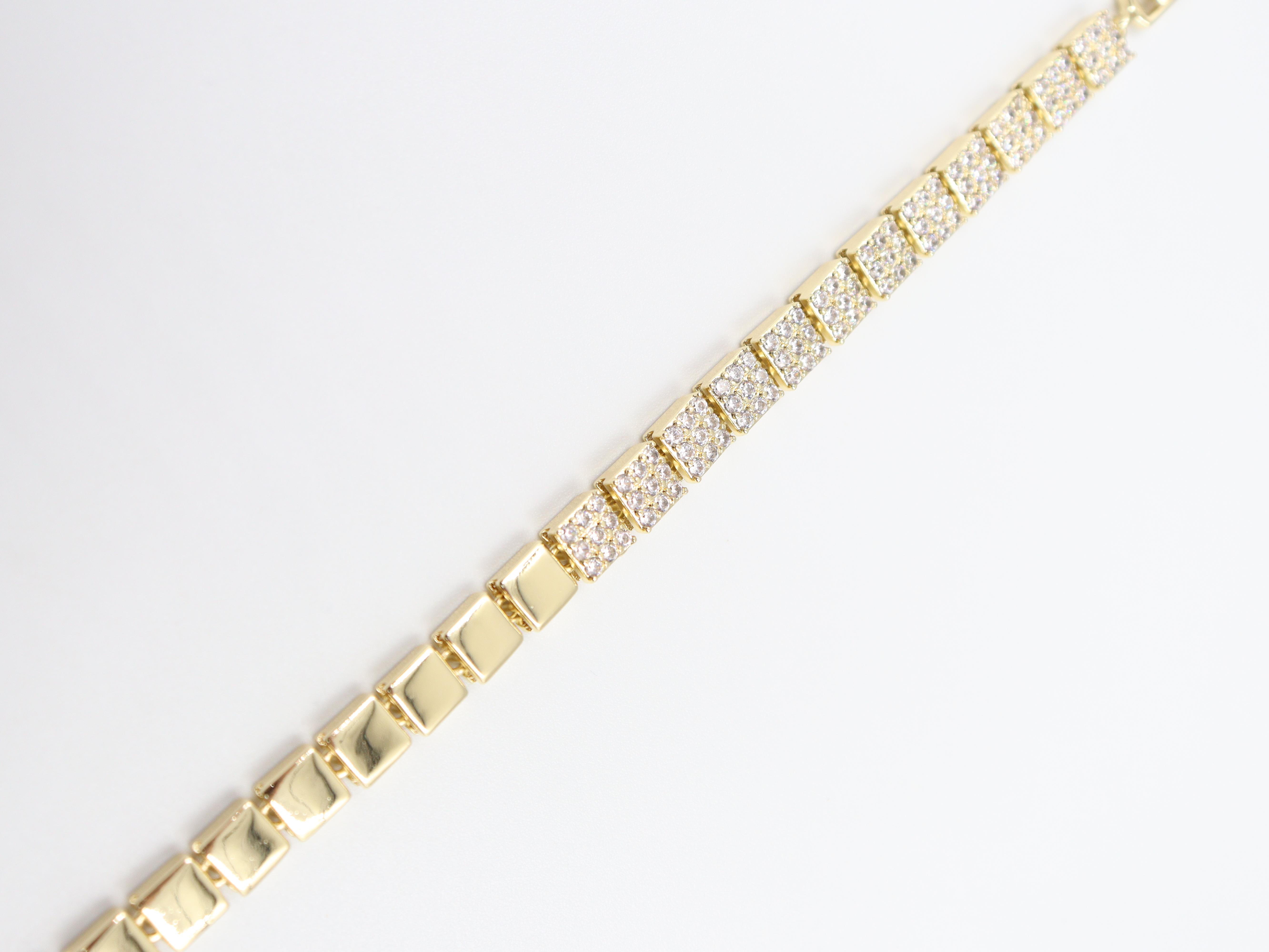 Aurissia VIP Gold Bileklik (14k)