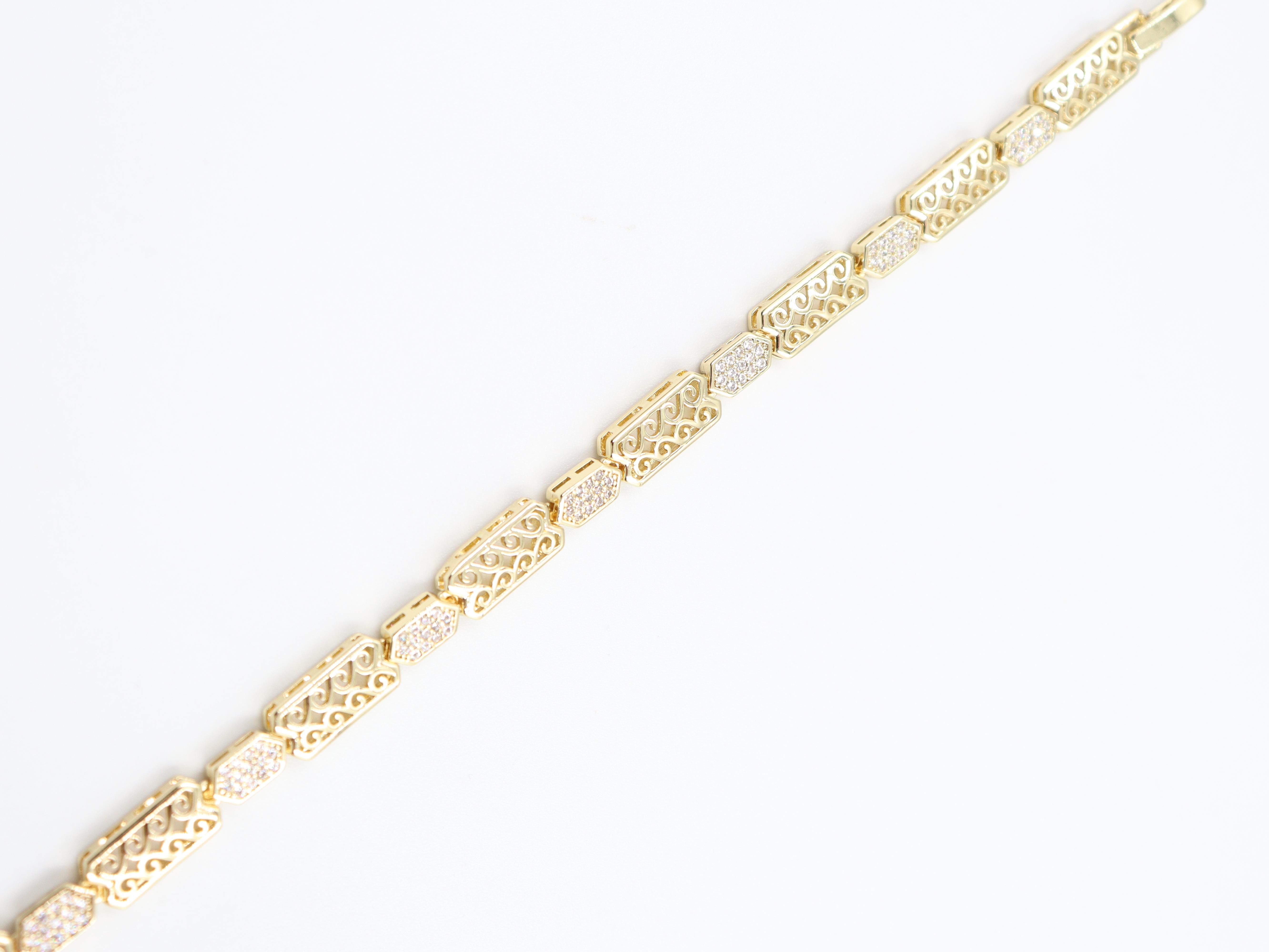 Clarivelle VIP Gold Bileklik (14k)