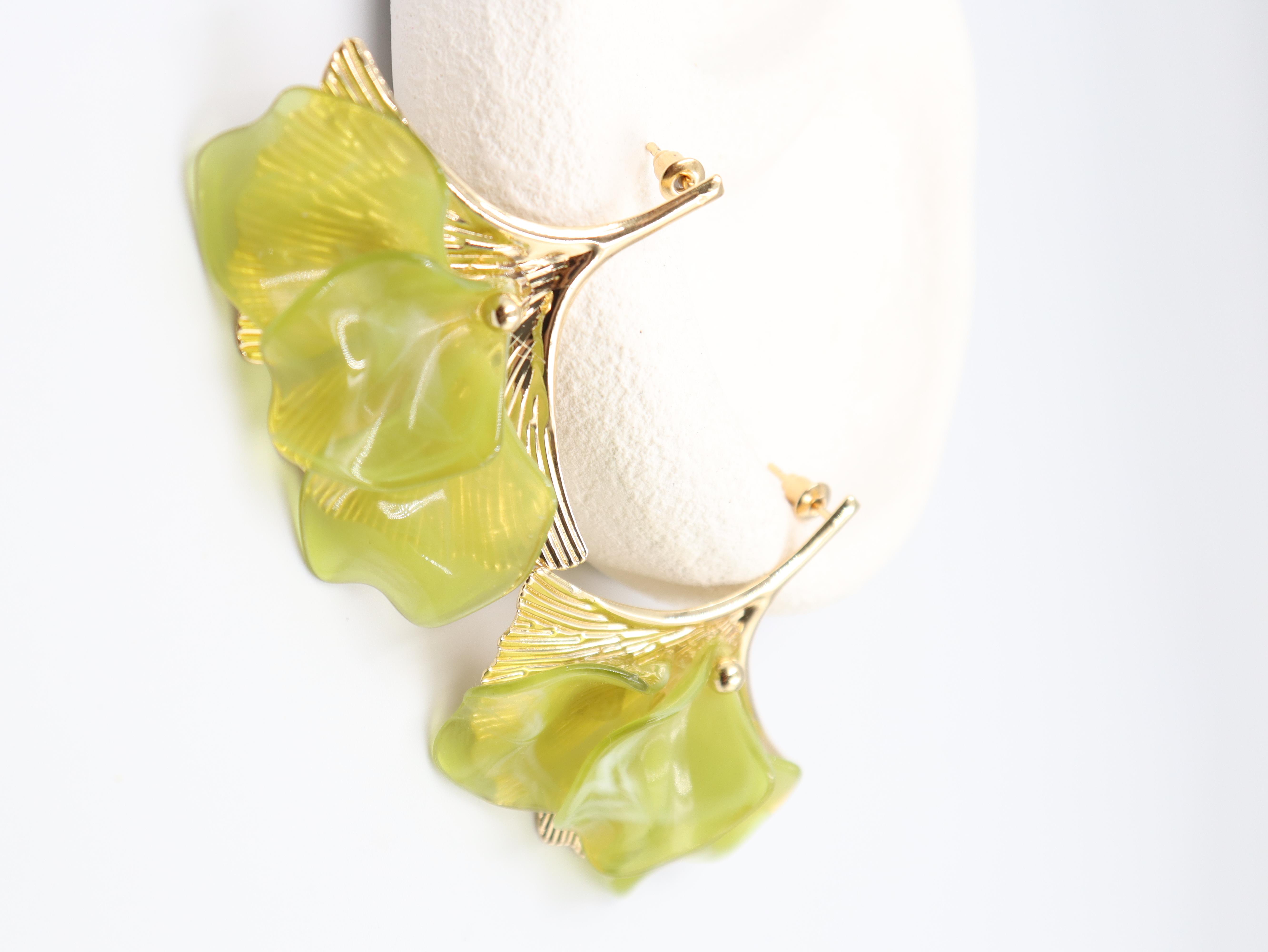 Noémie Çelik Küpe