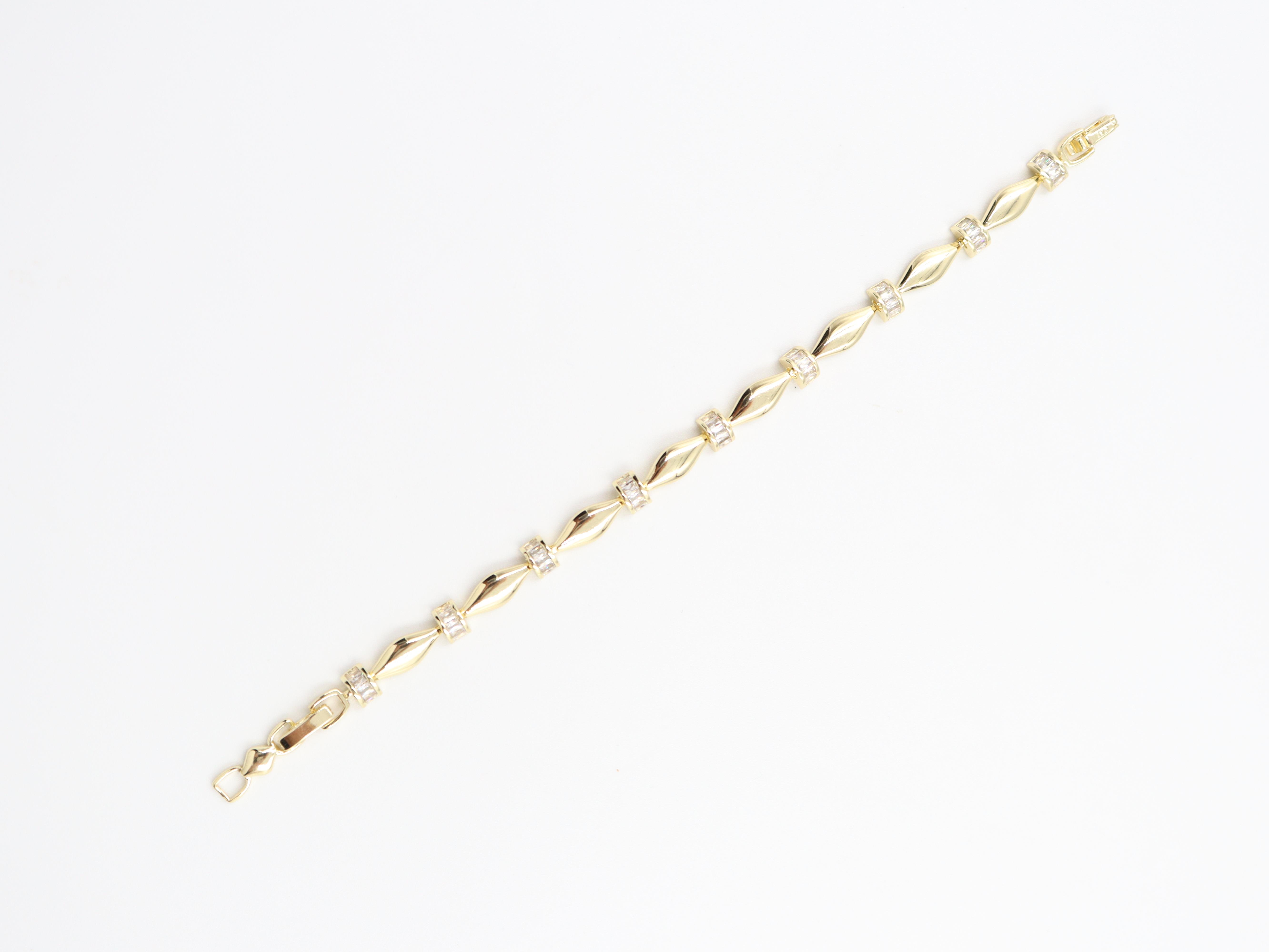 Zinovia VIP Gold Bileklik (14k)