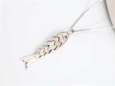 Saskia Balık Kolye