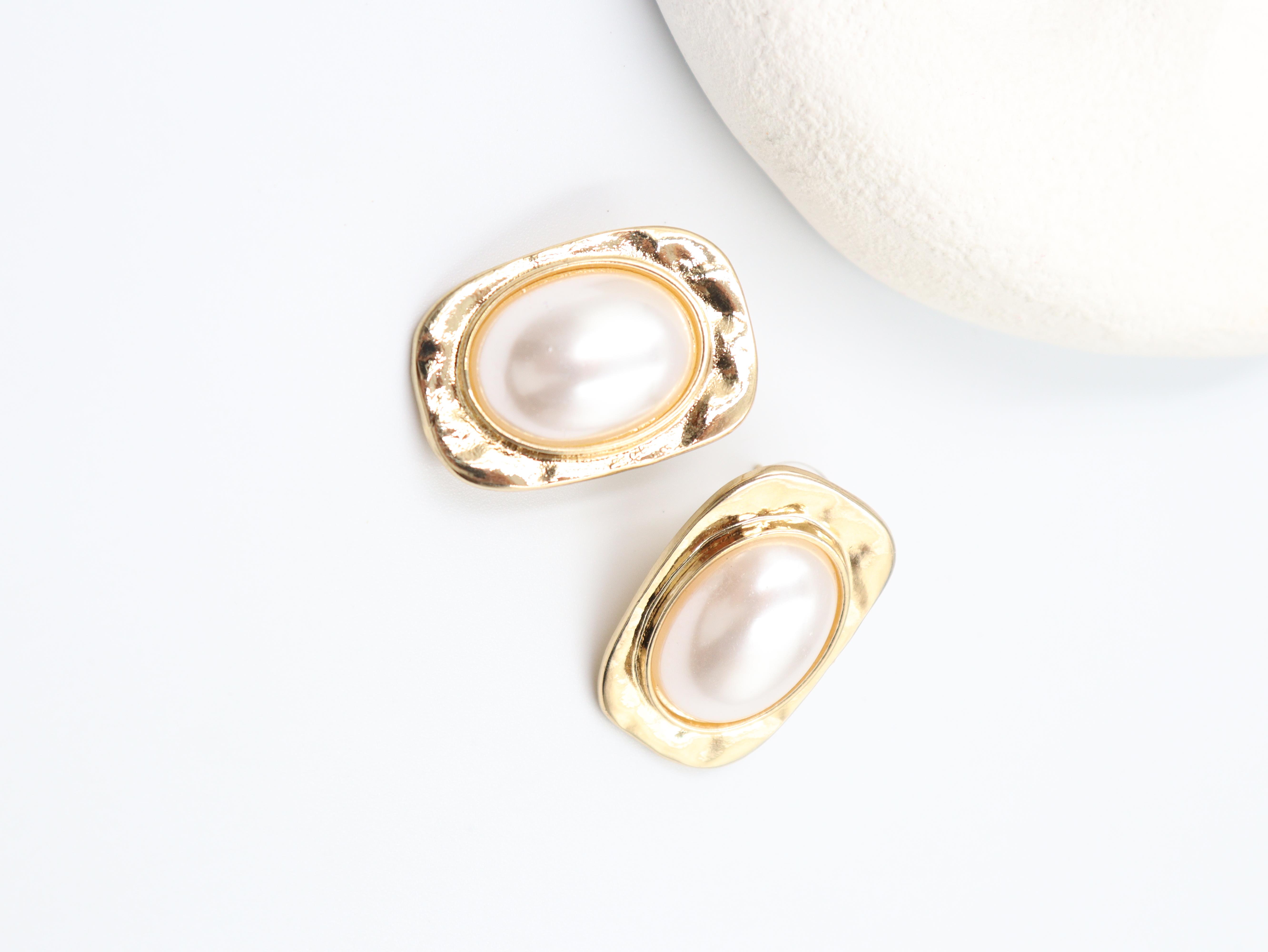 Carmilla Çelik Küpe