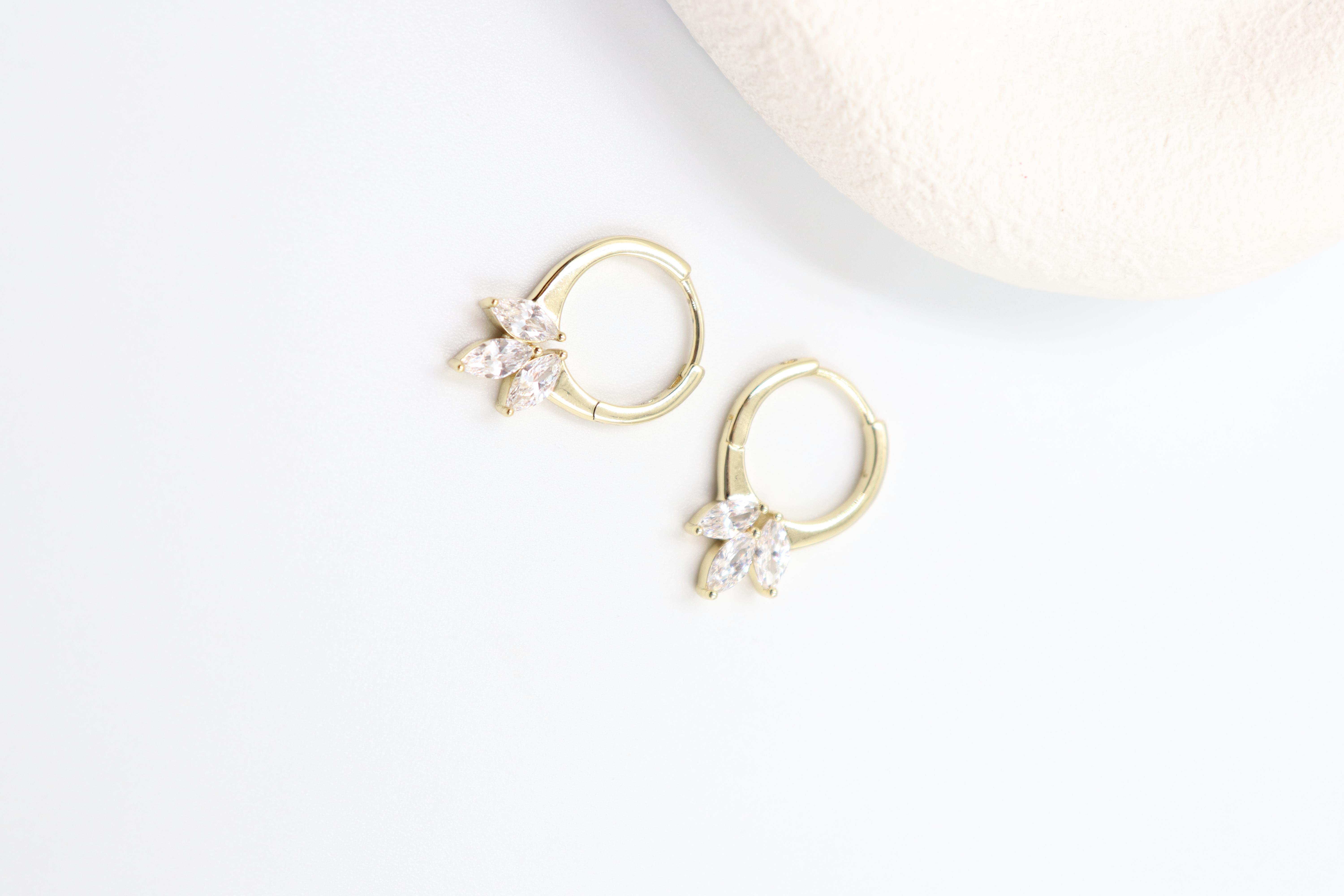 Celeste Gold Küpe (14k)