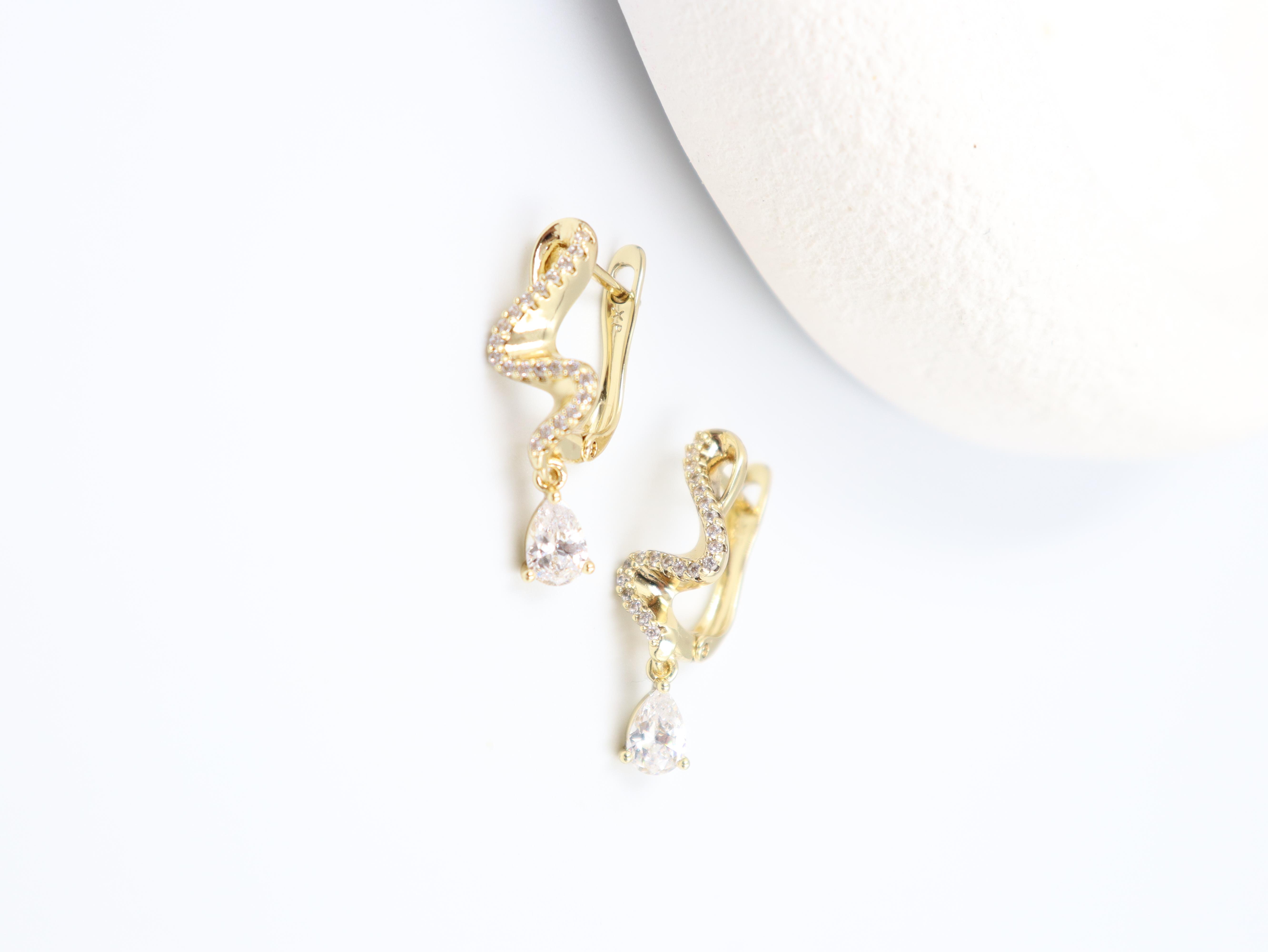 Cinzia VIP Gold Küpe (14K)