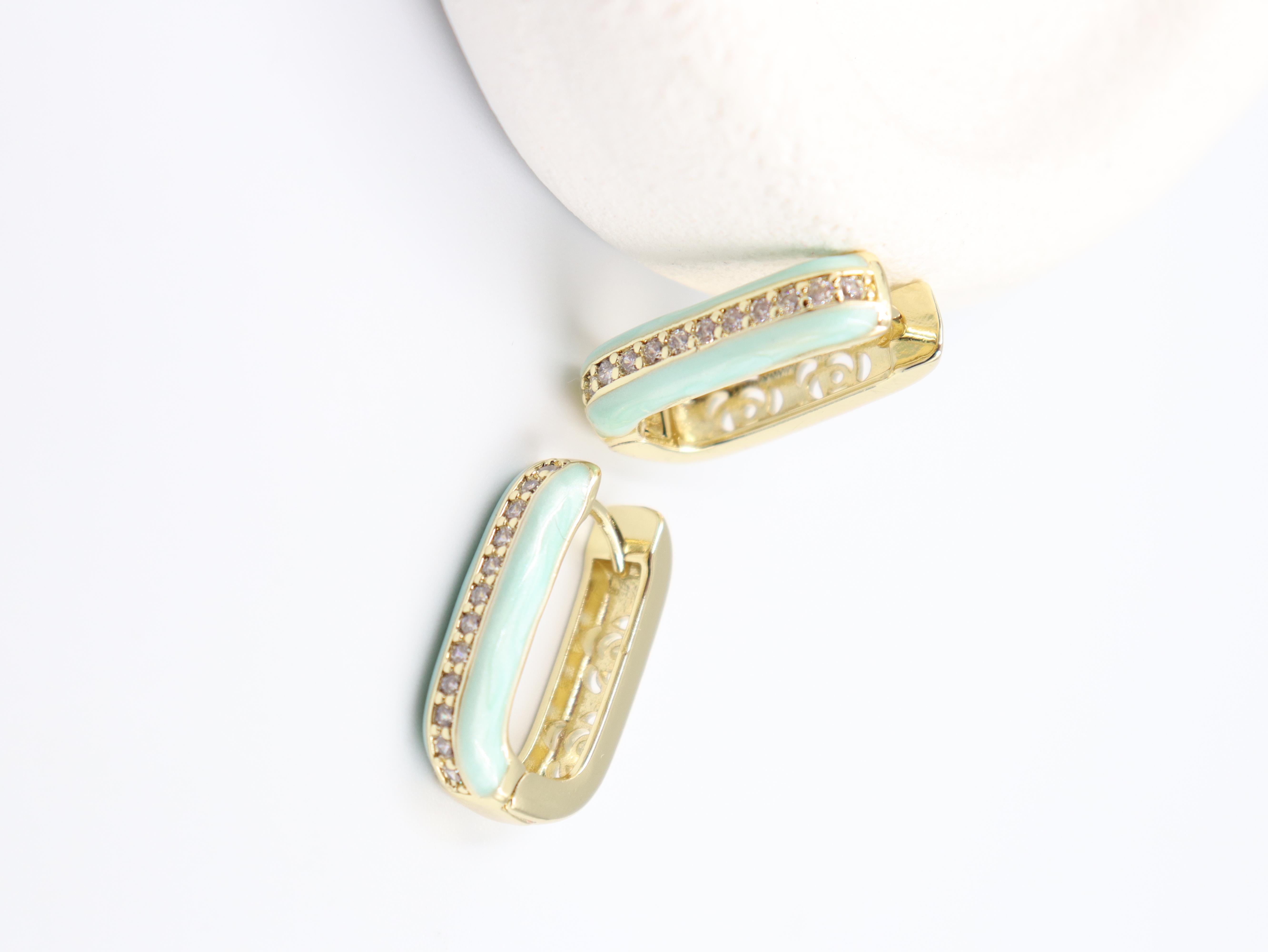 Dorelle VIP Gold Küpe (14k)