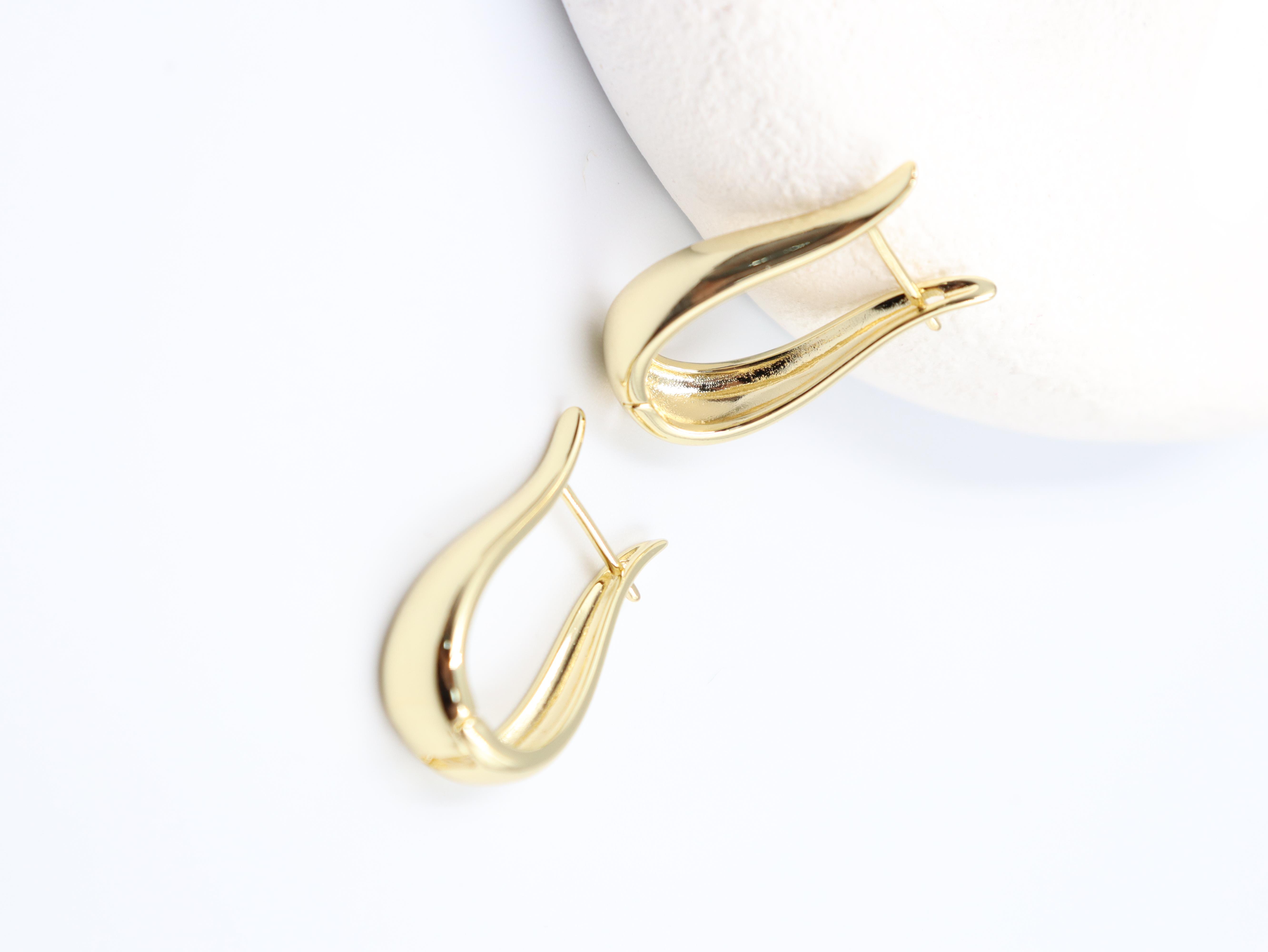 Elaria VIP Gold Küpe (14k)