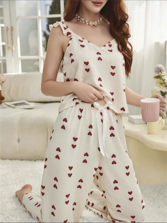 Kadın Ekru Kırmızı Kalp Desenli Yumuşak Pamuklu Uzun Pijama Takımı 5136