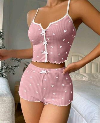 Kadın Pembe Kalpli Askılı Şortlu Pijama Takım 5009