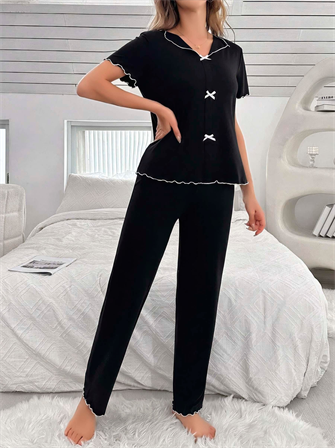 Kadın Siyah Fiyonk Detaylı Yumuşak Pamuklu Uzun Pijama Takımı 5130